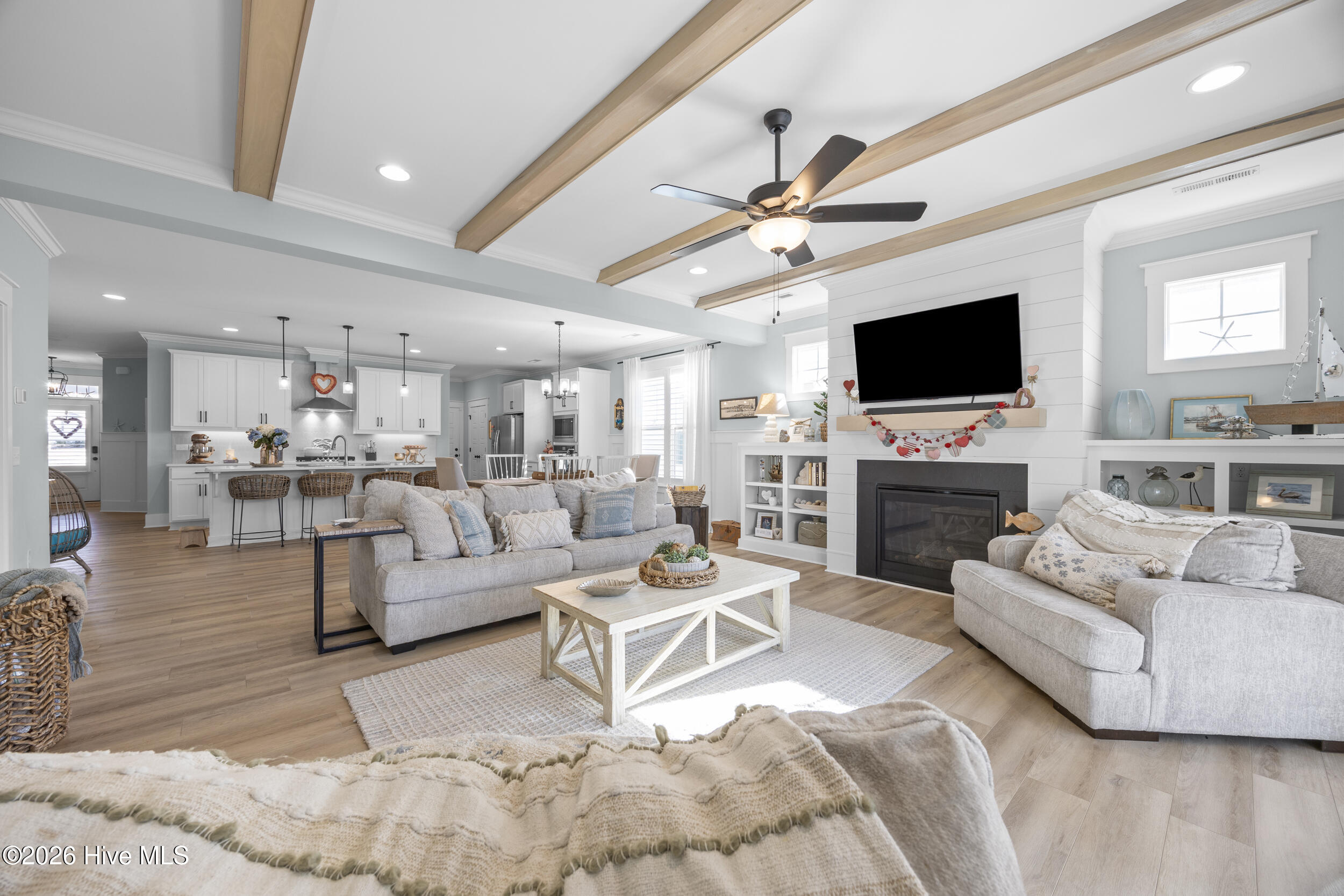 100552047 | Photo 16