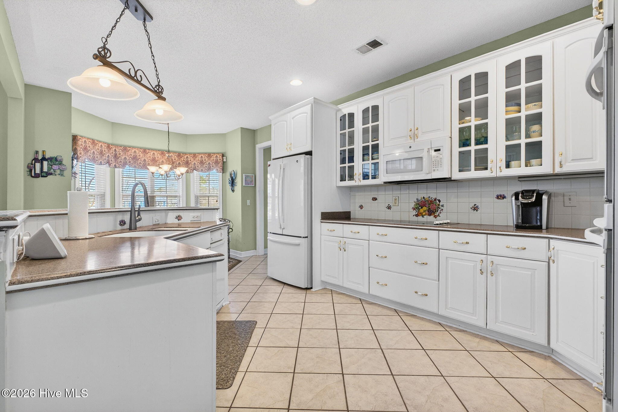 100557579 | Photo 12