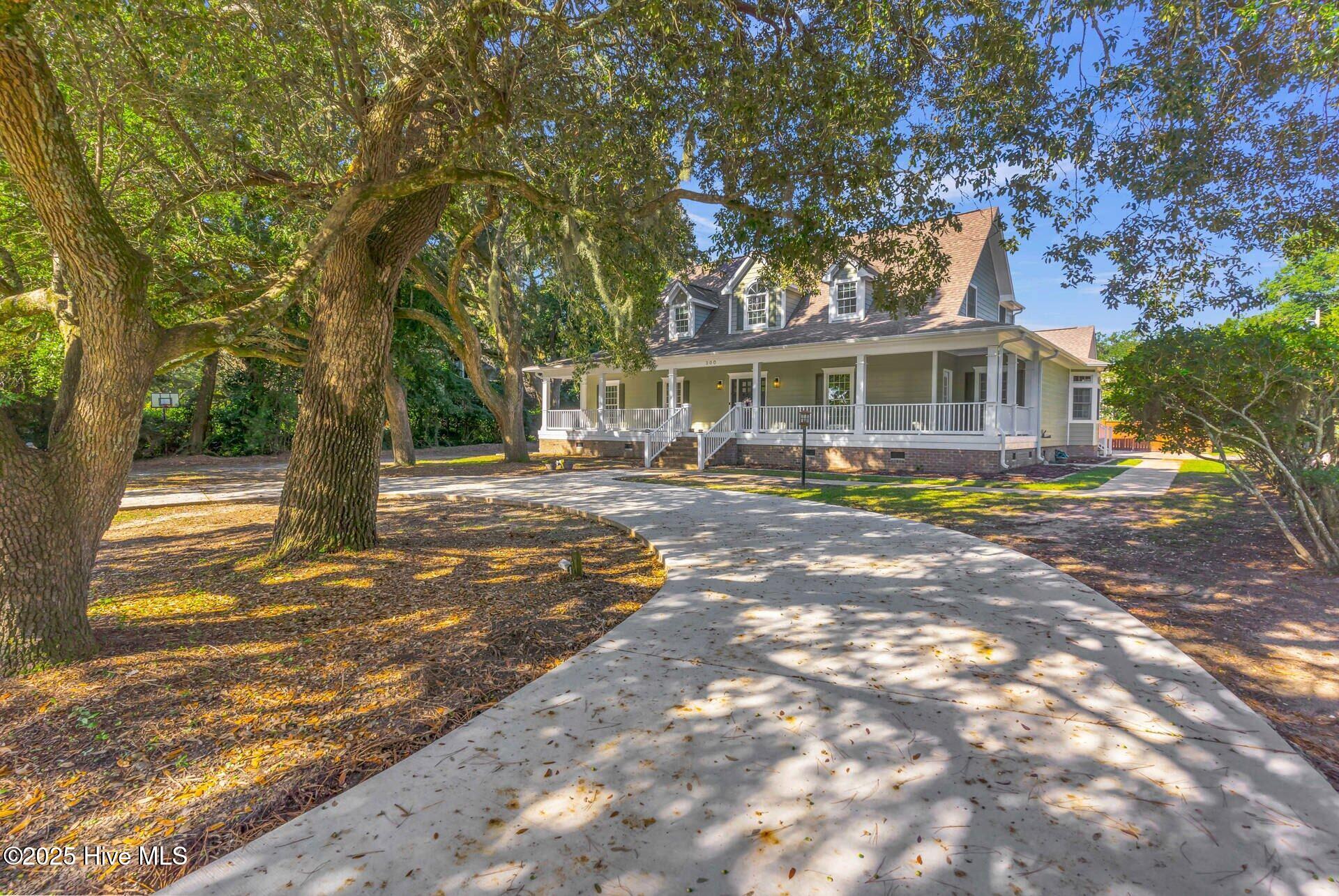 Homes for sale in Wilmington, NC | 300 Cabbage Inlet Ln, Wilmington, NC 28409 | MLS# 100532167