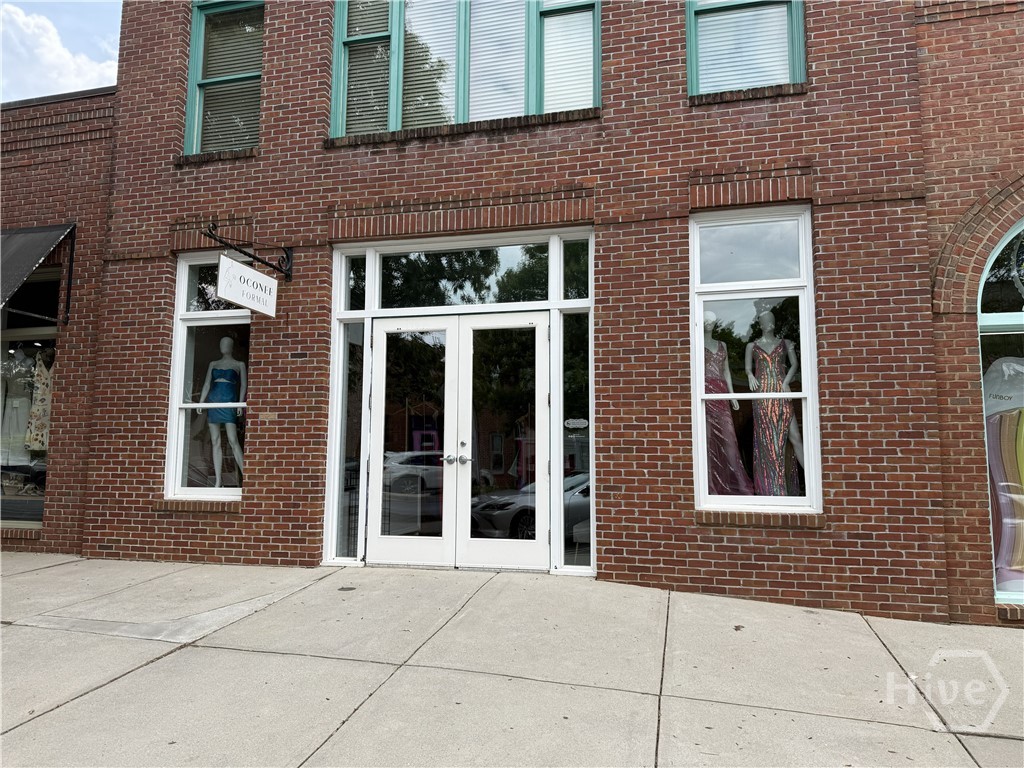 Property at 1431 Capital Avenue