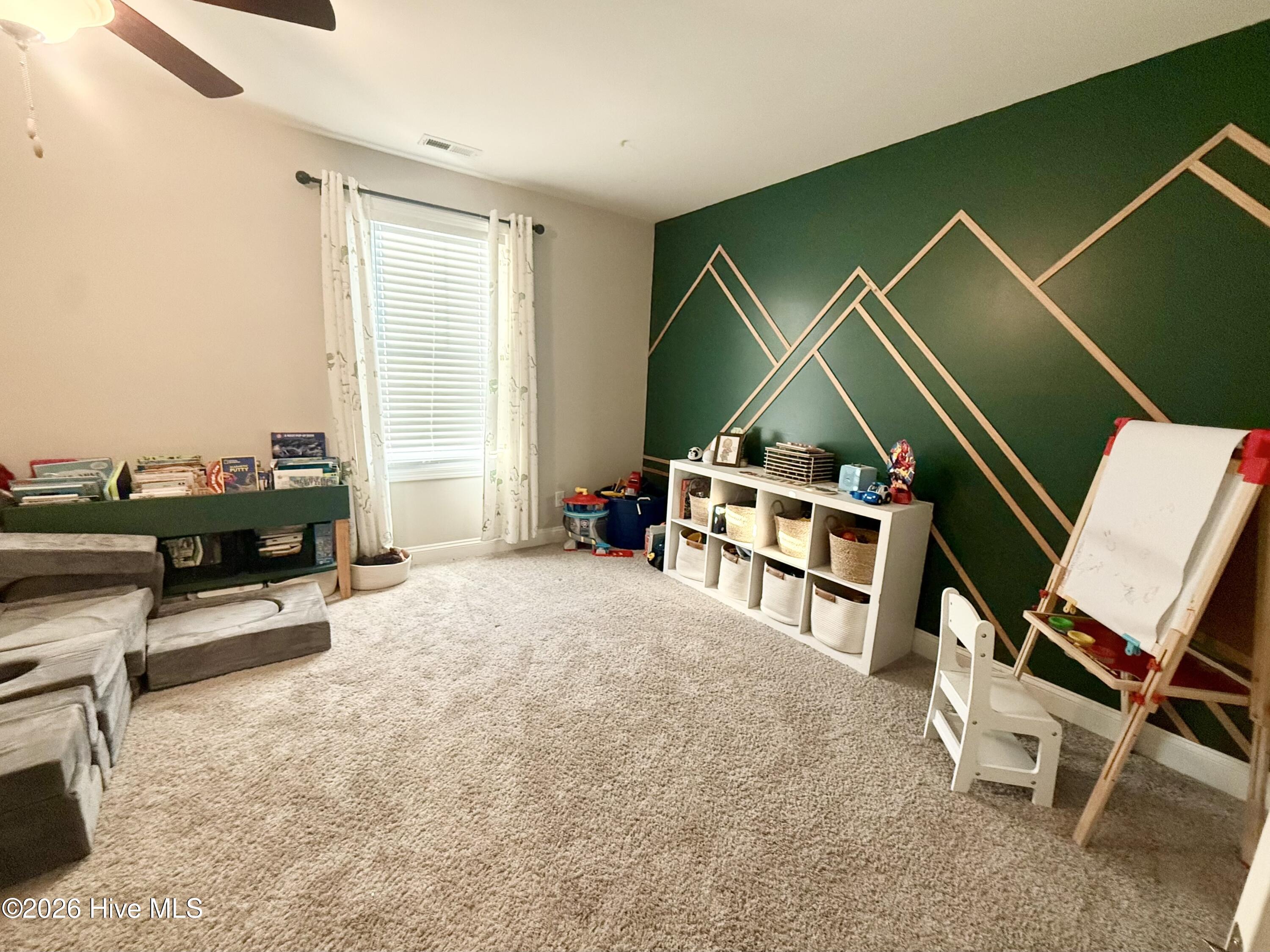 100552684 | Photo 28