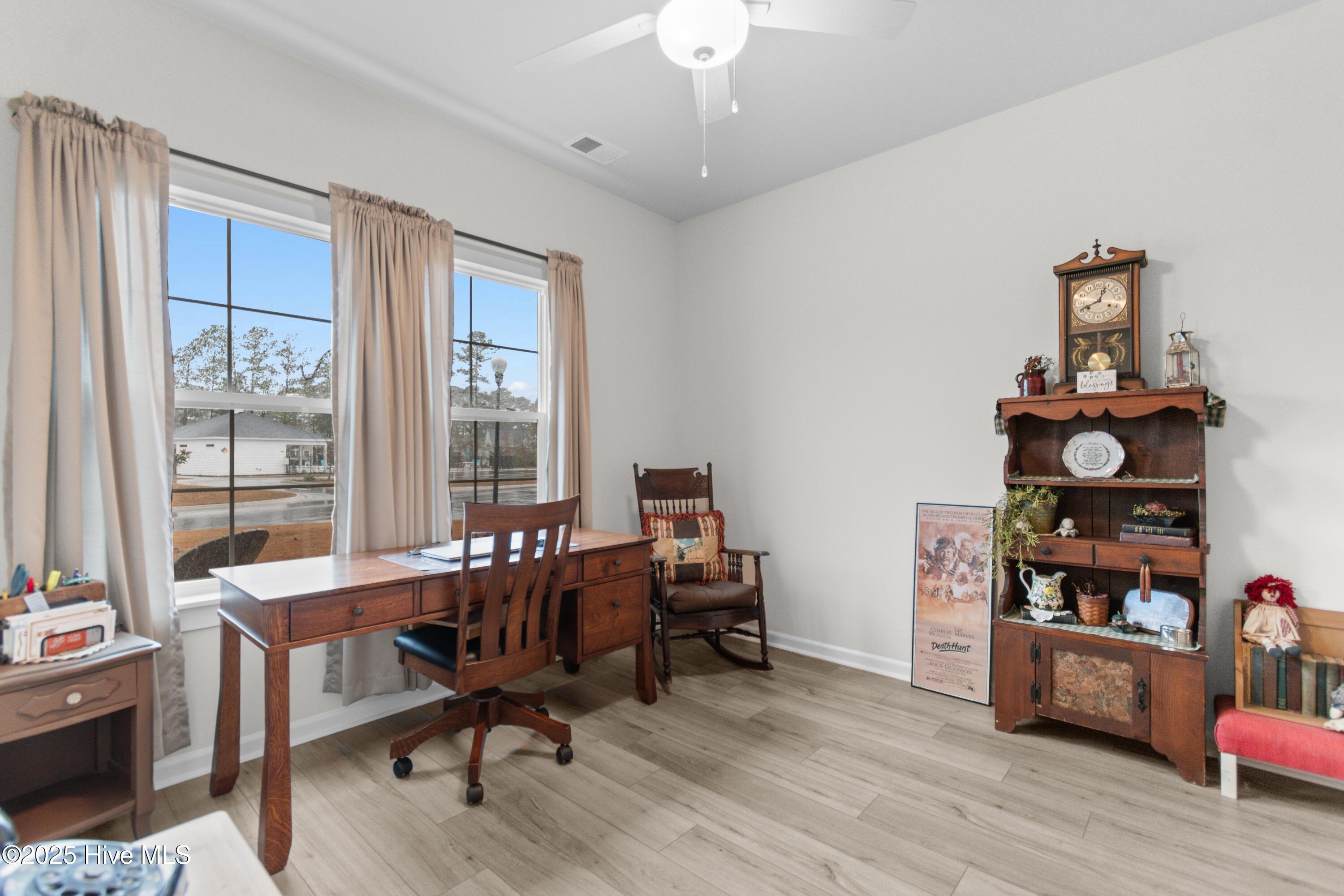 100543949 | Photo 22