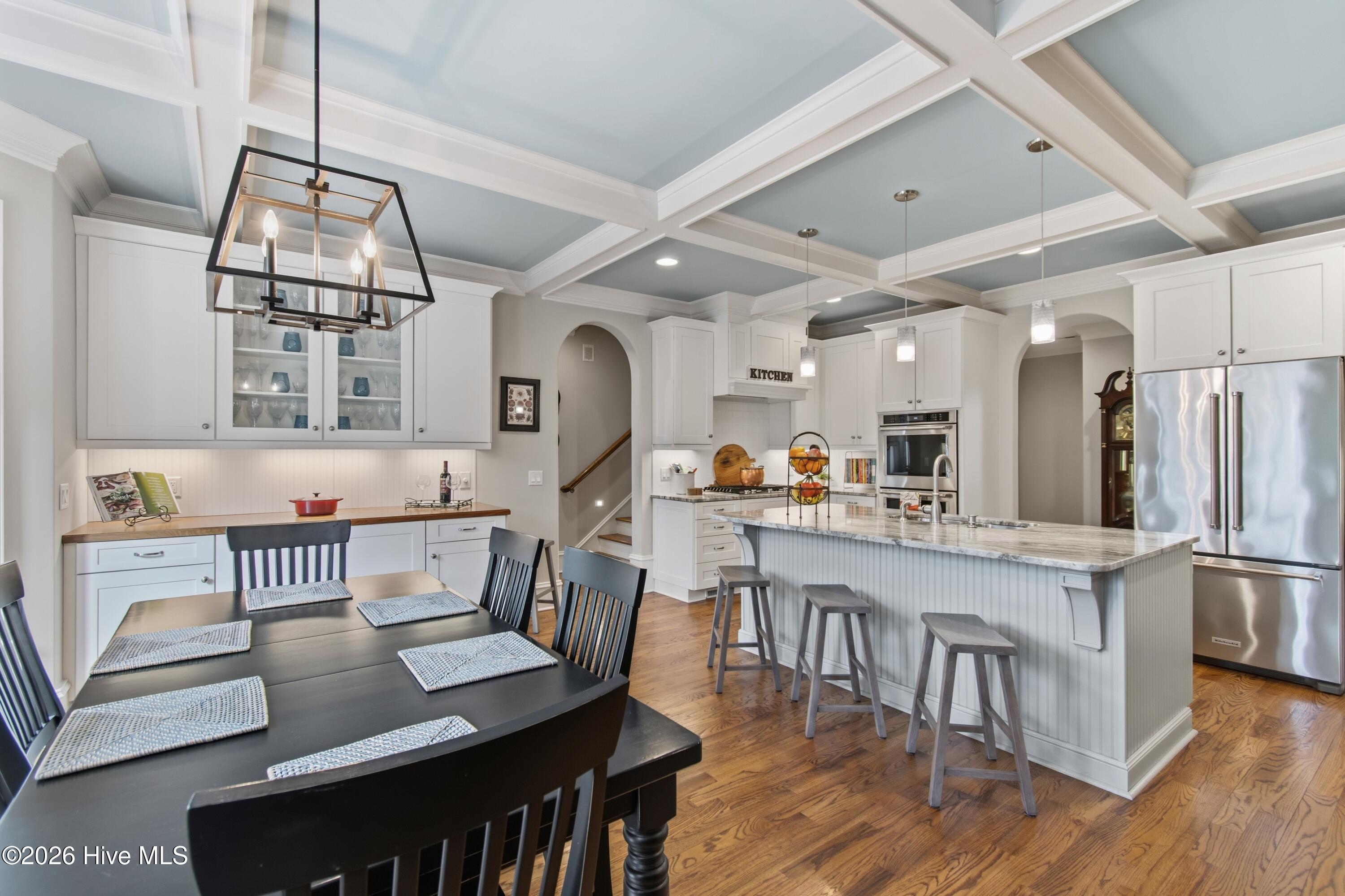 100555606 | Photo 16