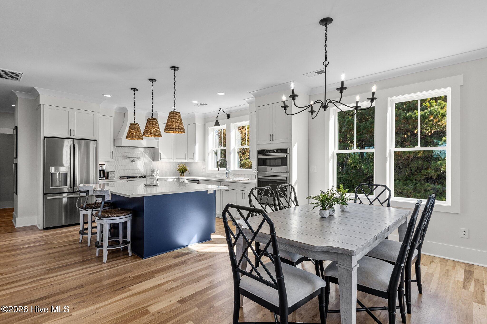 Kitchen-Dining Area