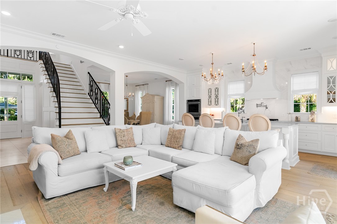 723 E Victory Drive, Savannah, GA, 31405