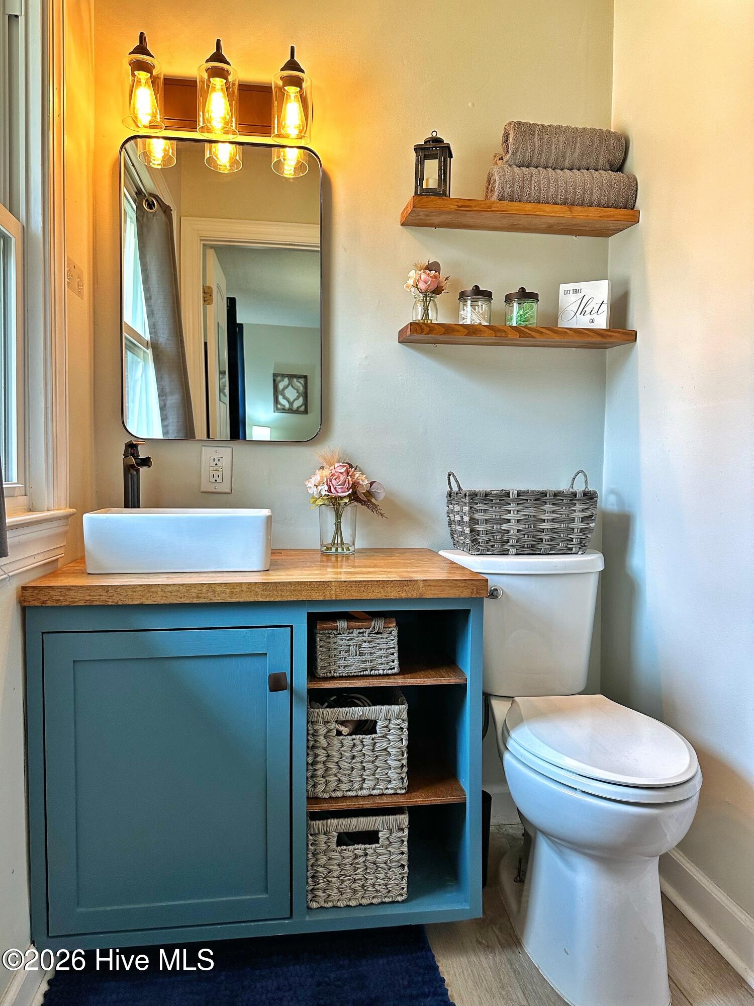 100559040 | Photo 27