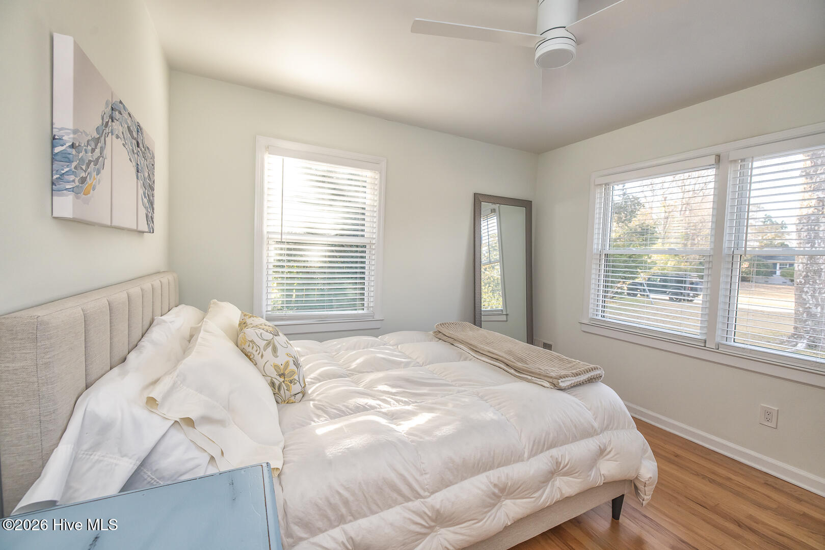 100553040 | Photo 31