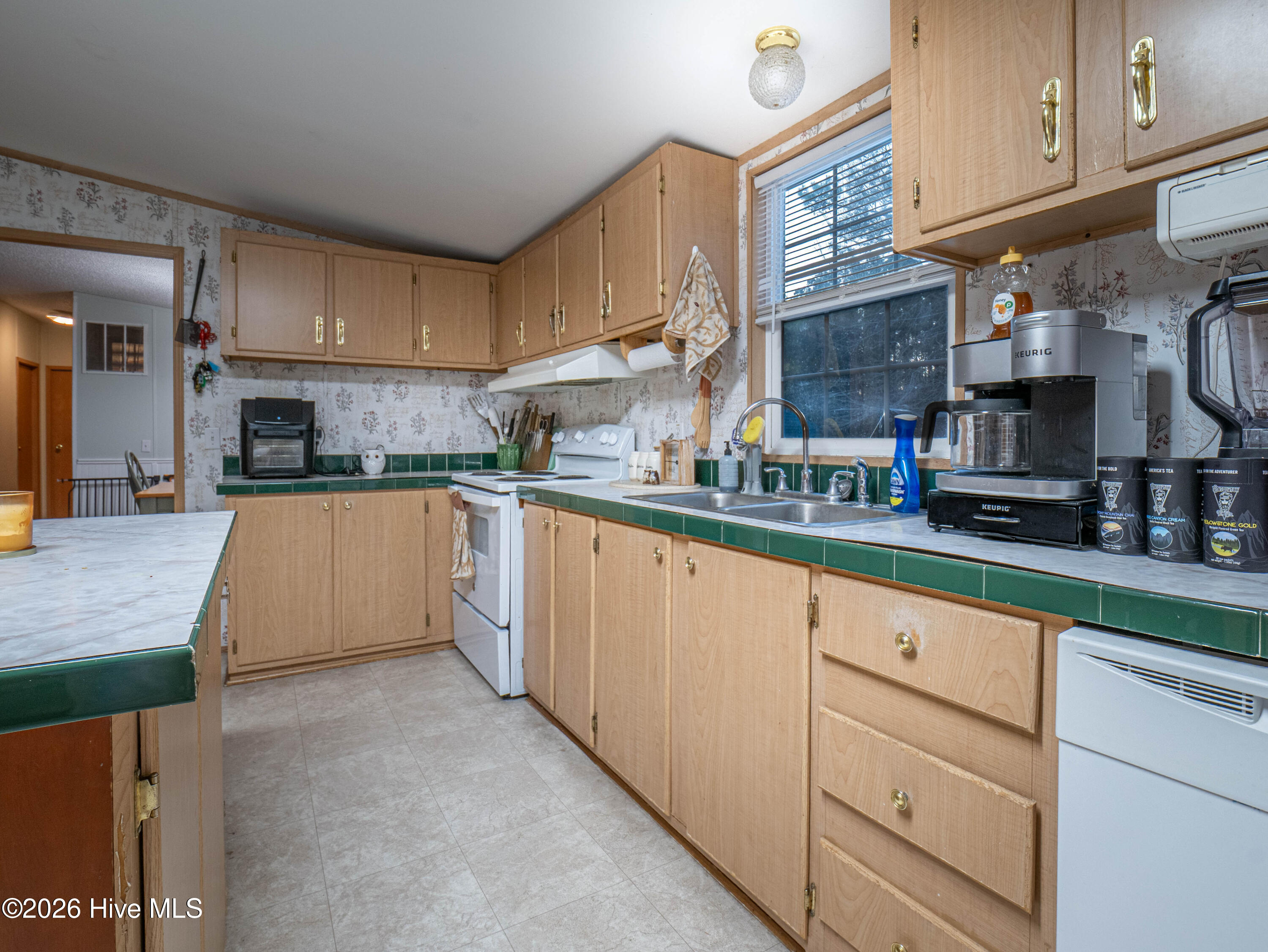 100565026 | Photo 11