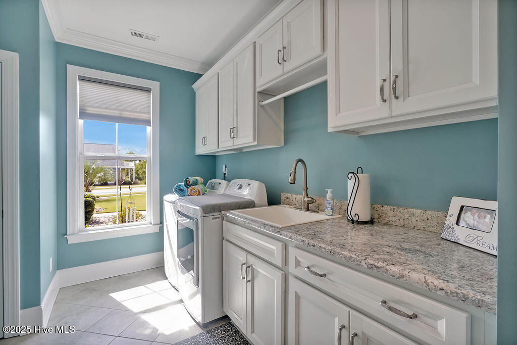 100514477 | Photo 16