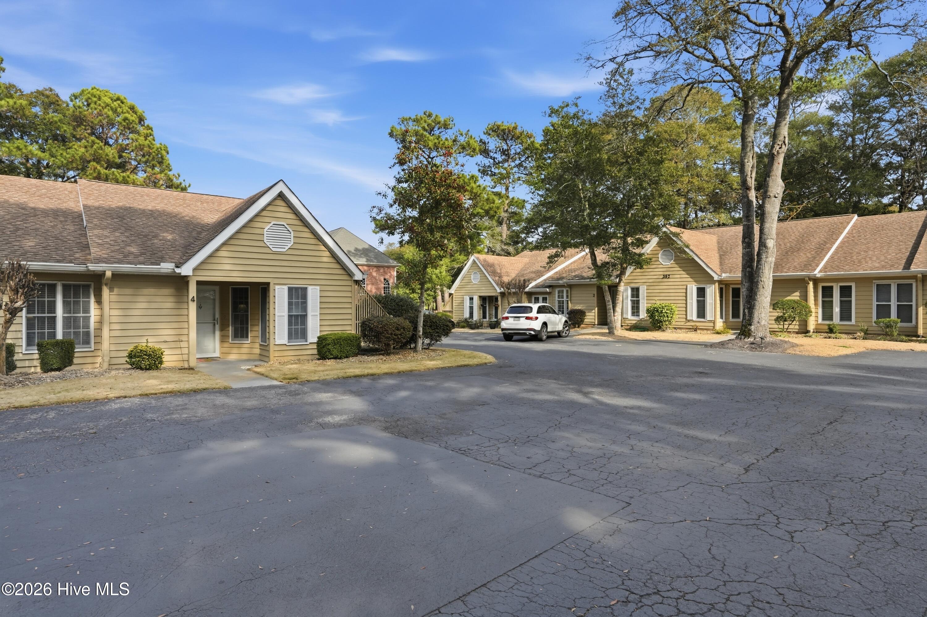 100556629 | Photo 42