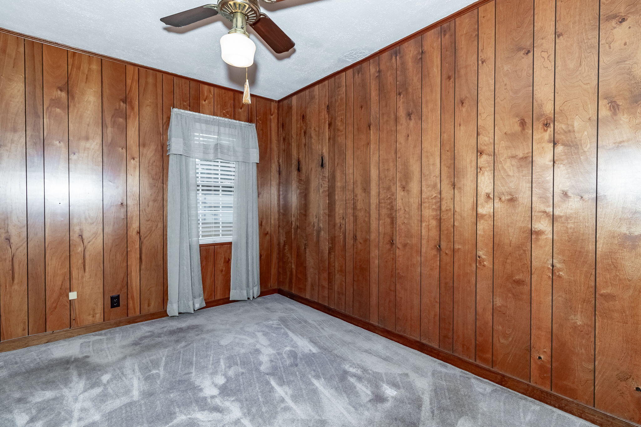 39-web-or-mls-915 BENNOCK MILL RD ©-1850