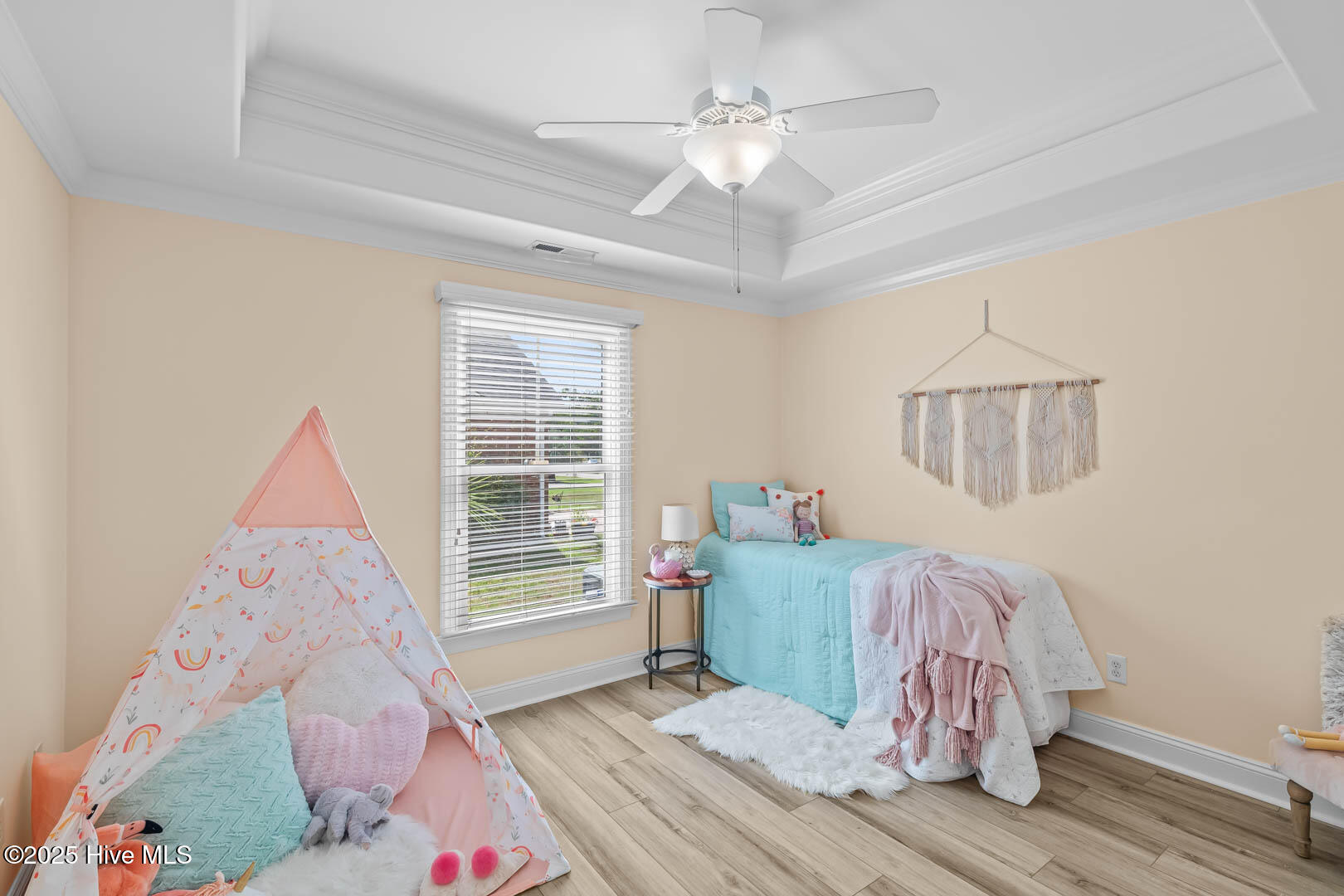 100512903 | Photo 40