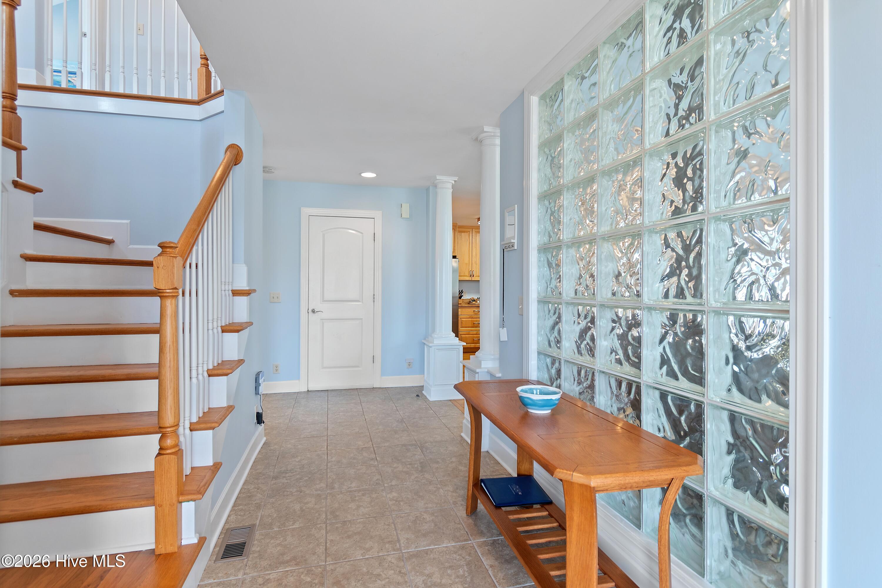 100557427 | Photo 14