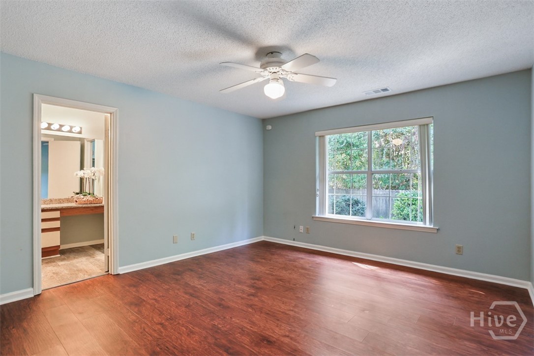 109 Bobstay Court