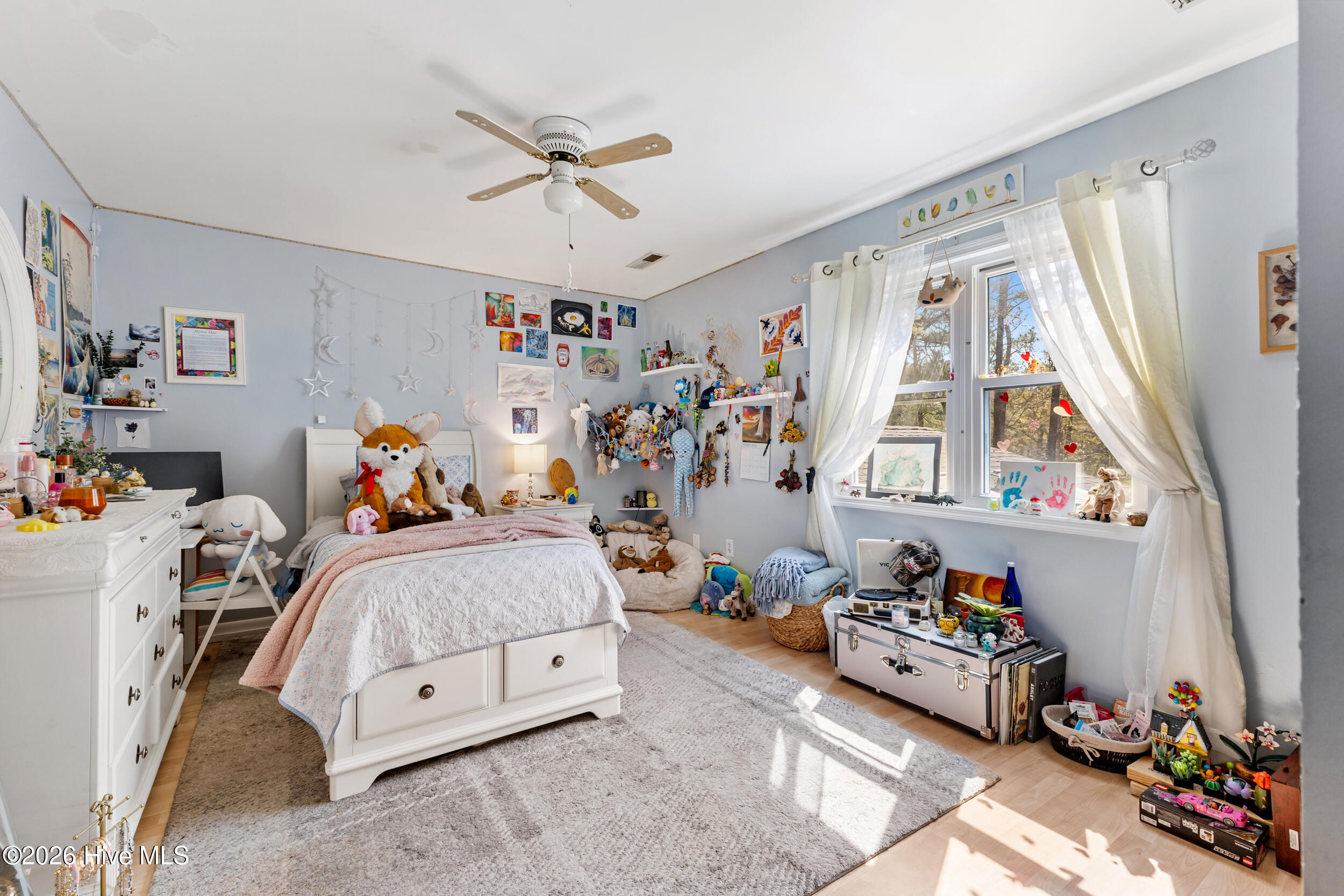 100560648 | Photo 28