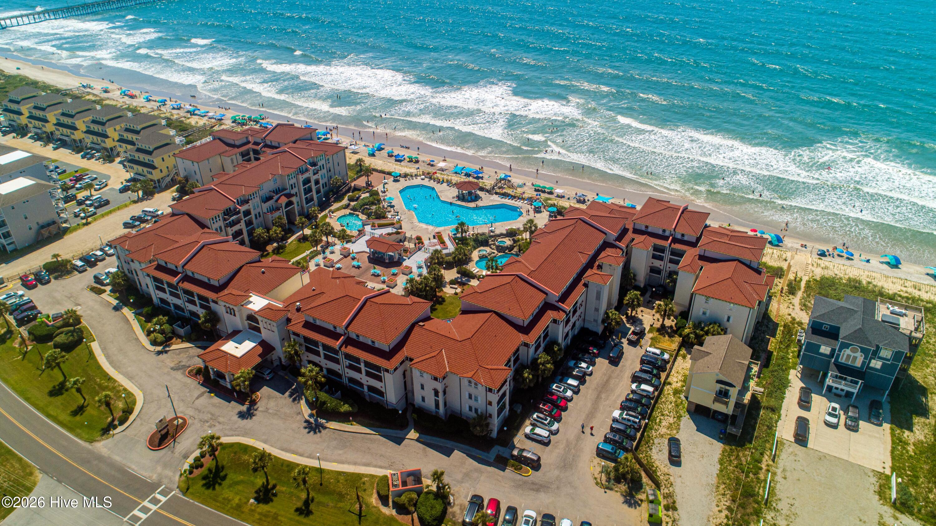 100568256 | Photo 54