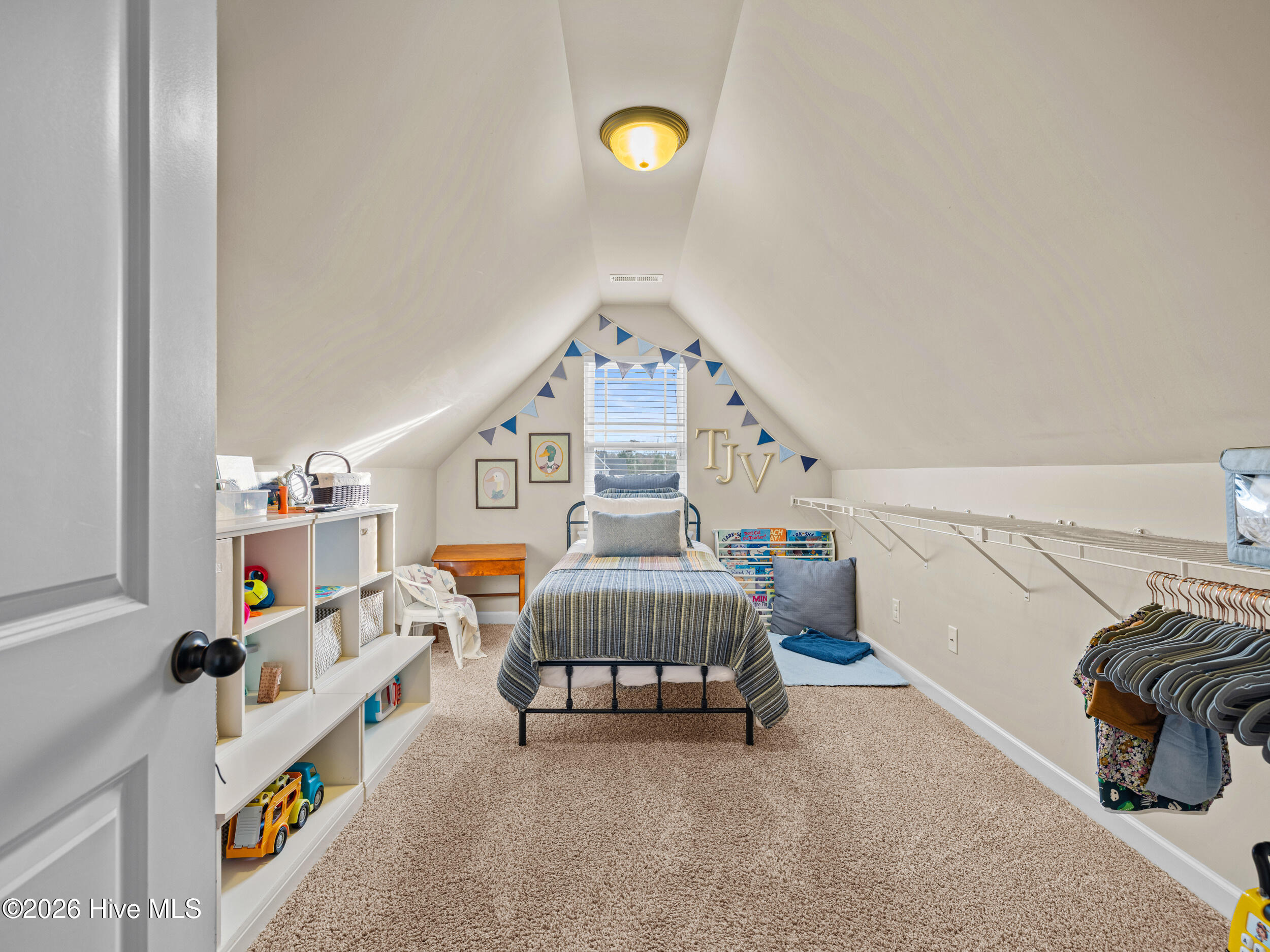 100559159 | Photo 41