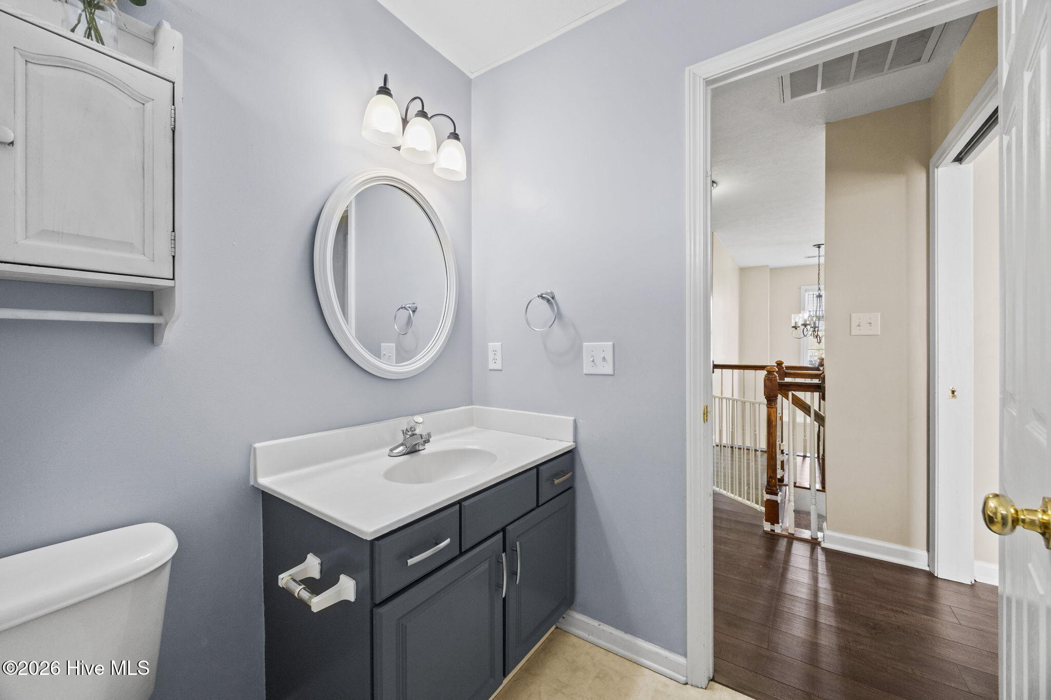 100558634 | Photo 34