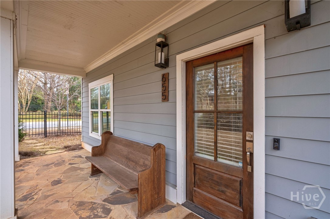 655 Oglethorpe Avenue