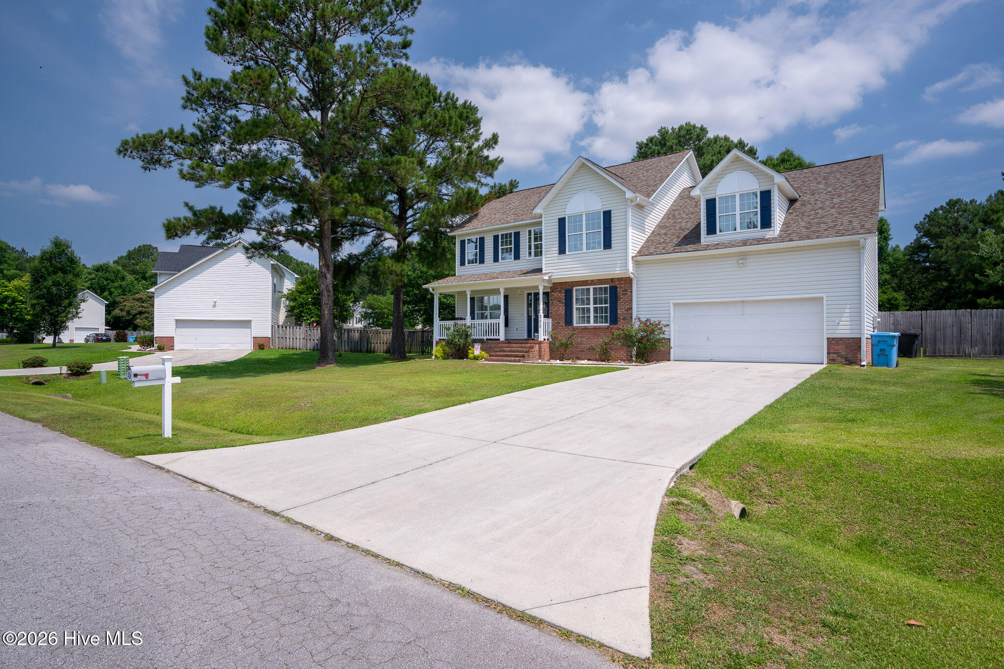 303 E Regent Court,Jacksonville
