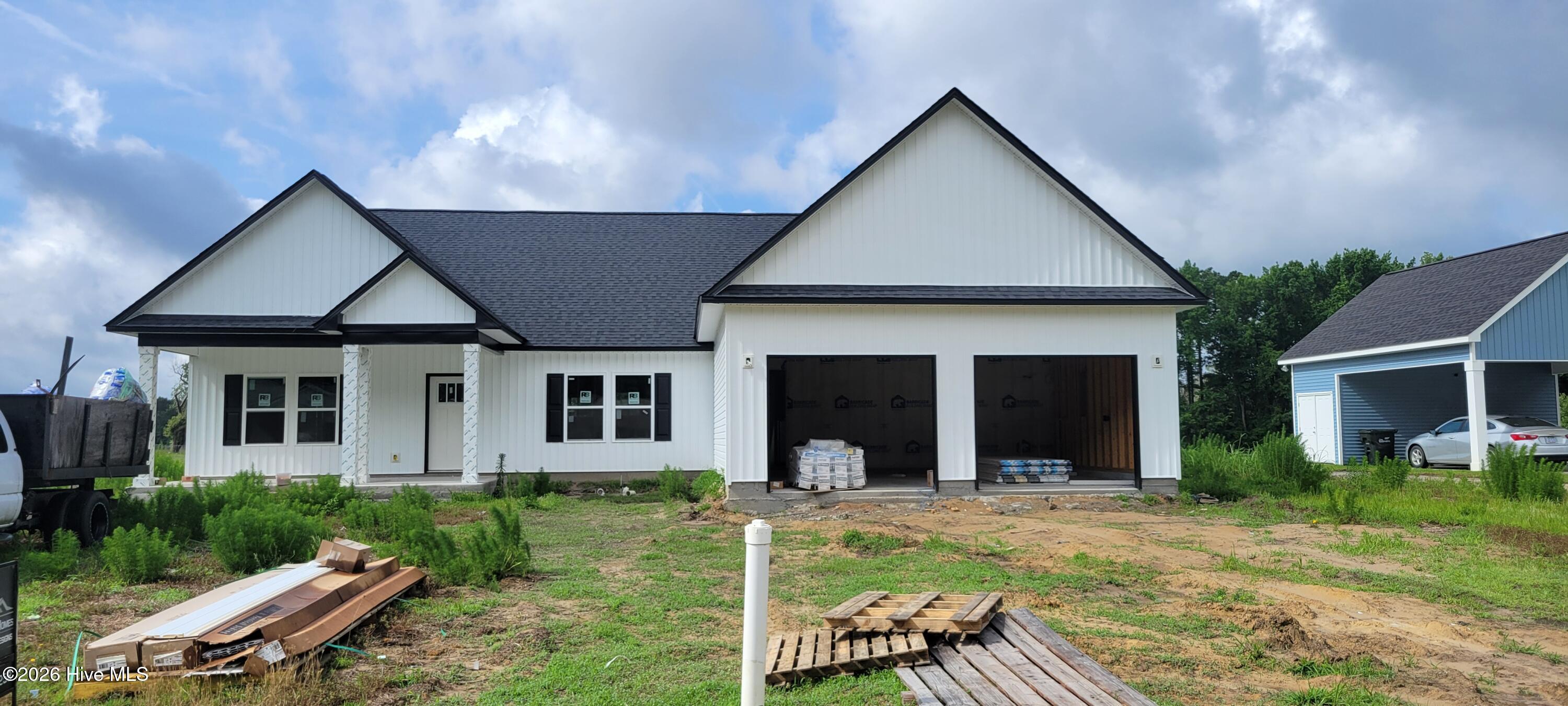 201 Crown Drive, Washington, NC 27889 Listing Photo  1