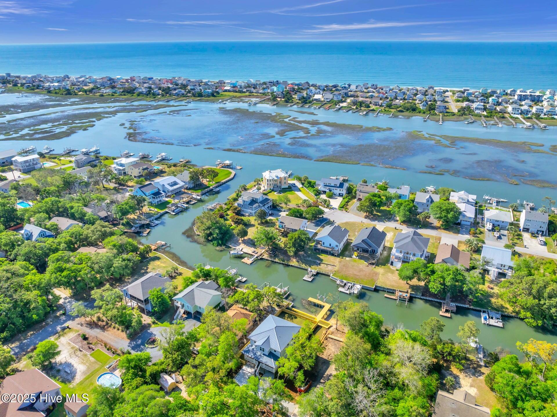 100547120 | Photo 53