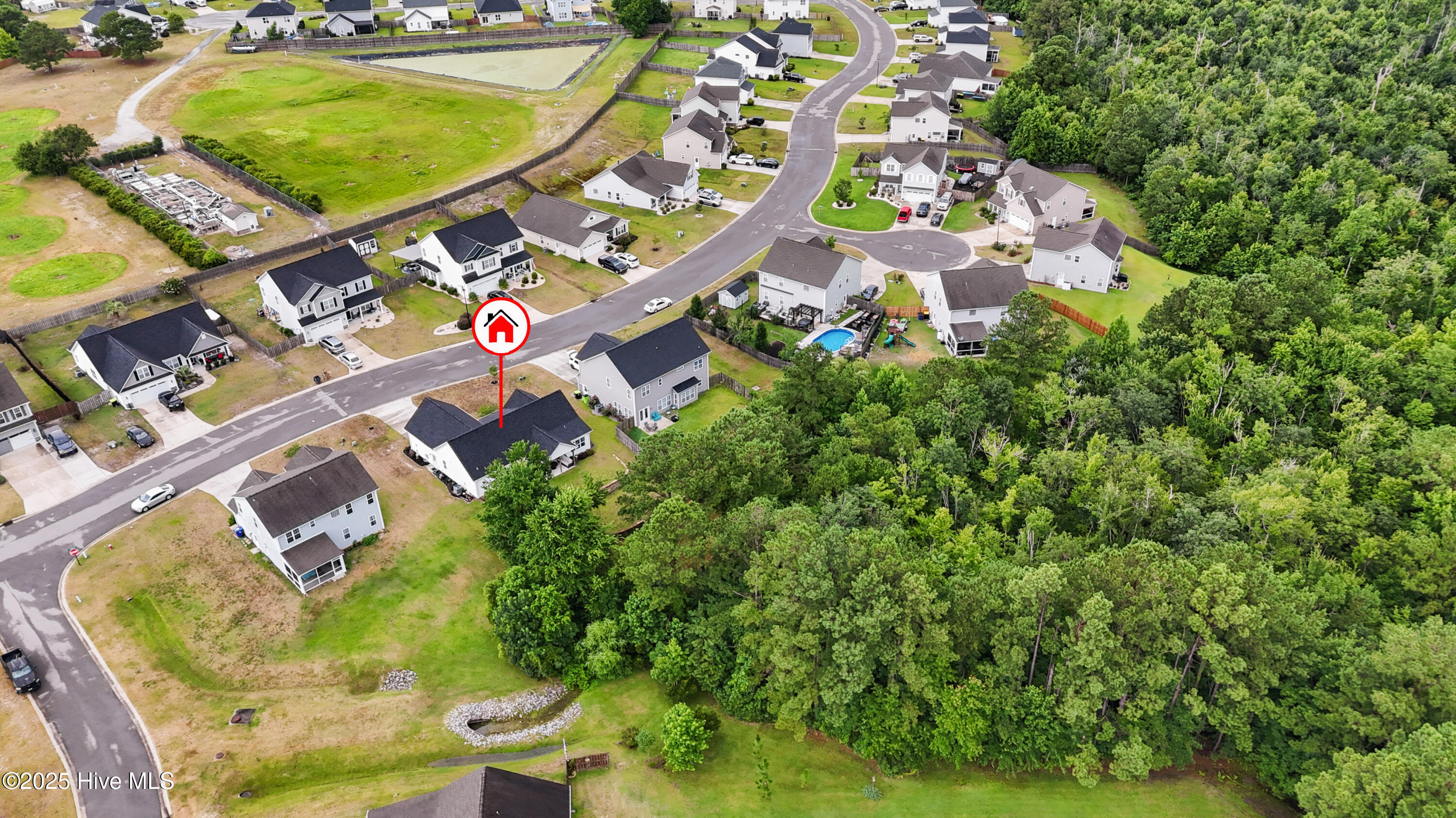 100518721 | Photo 46