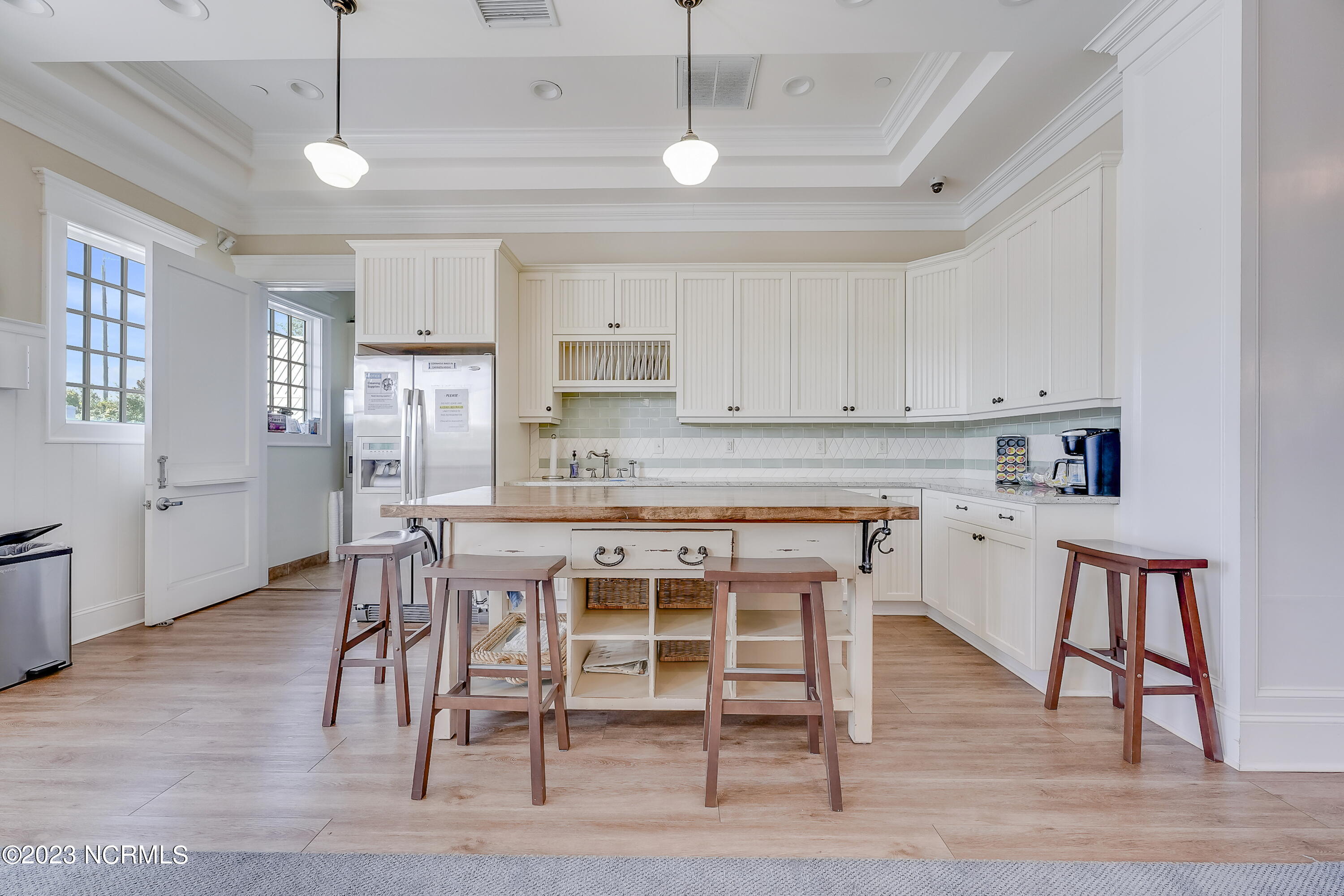 100535836 | Photo 16