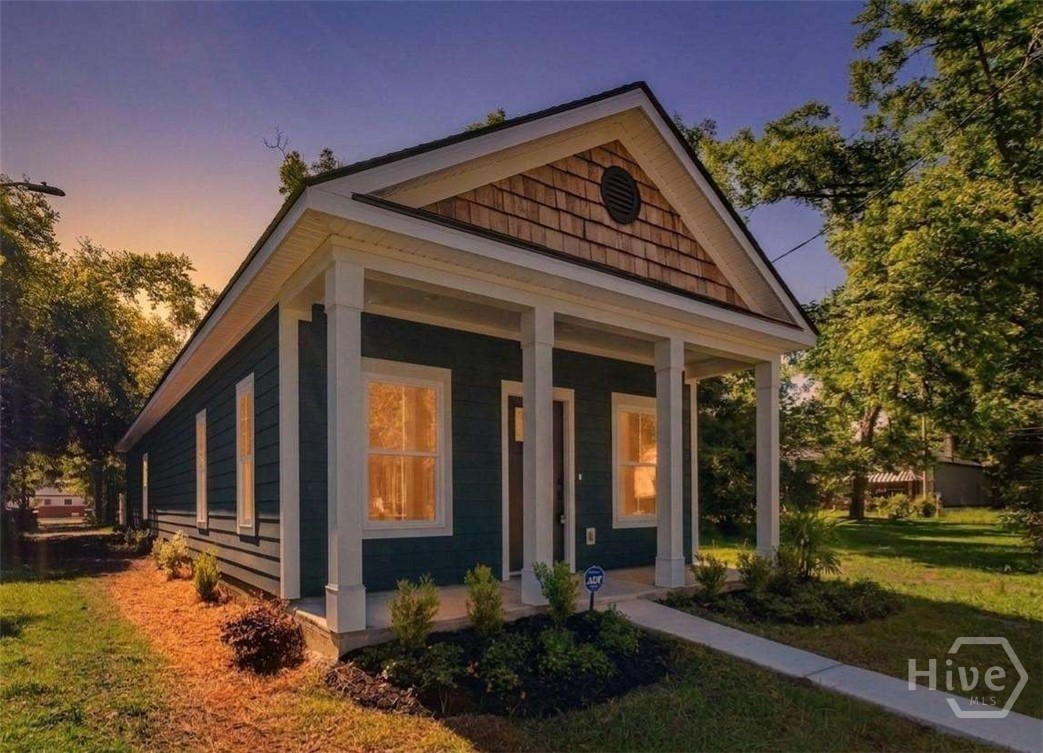 2nd image of 1410 Le Grand St, Savannah, GA 31401 | MLS# SA356495
