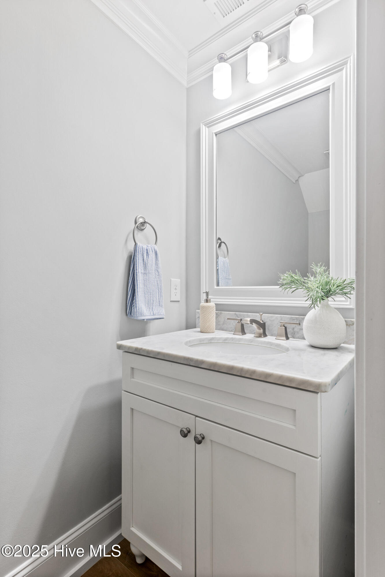 100524924 | Photo 30