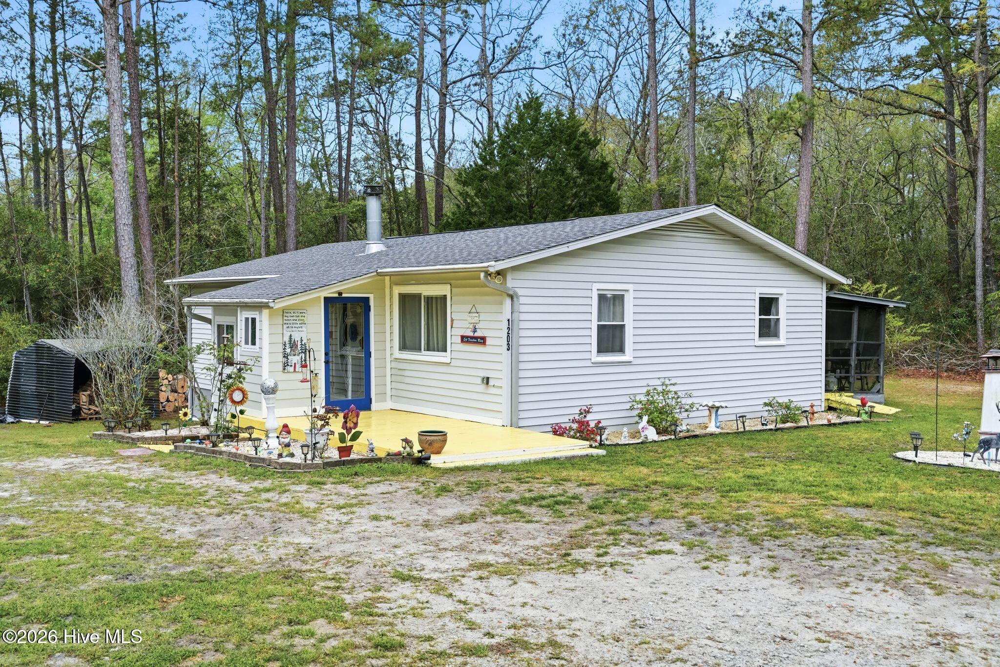 100565168 | Photo 37