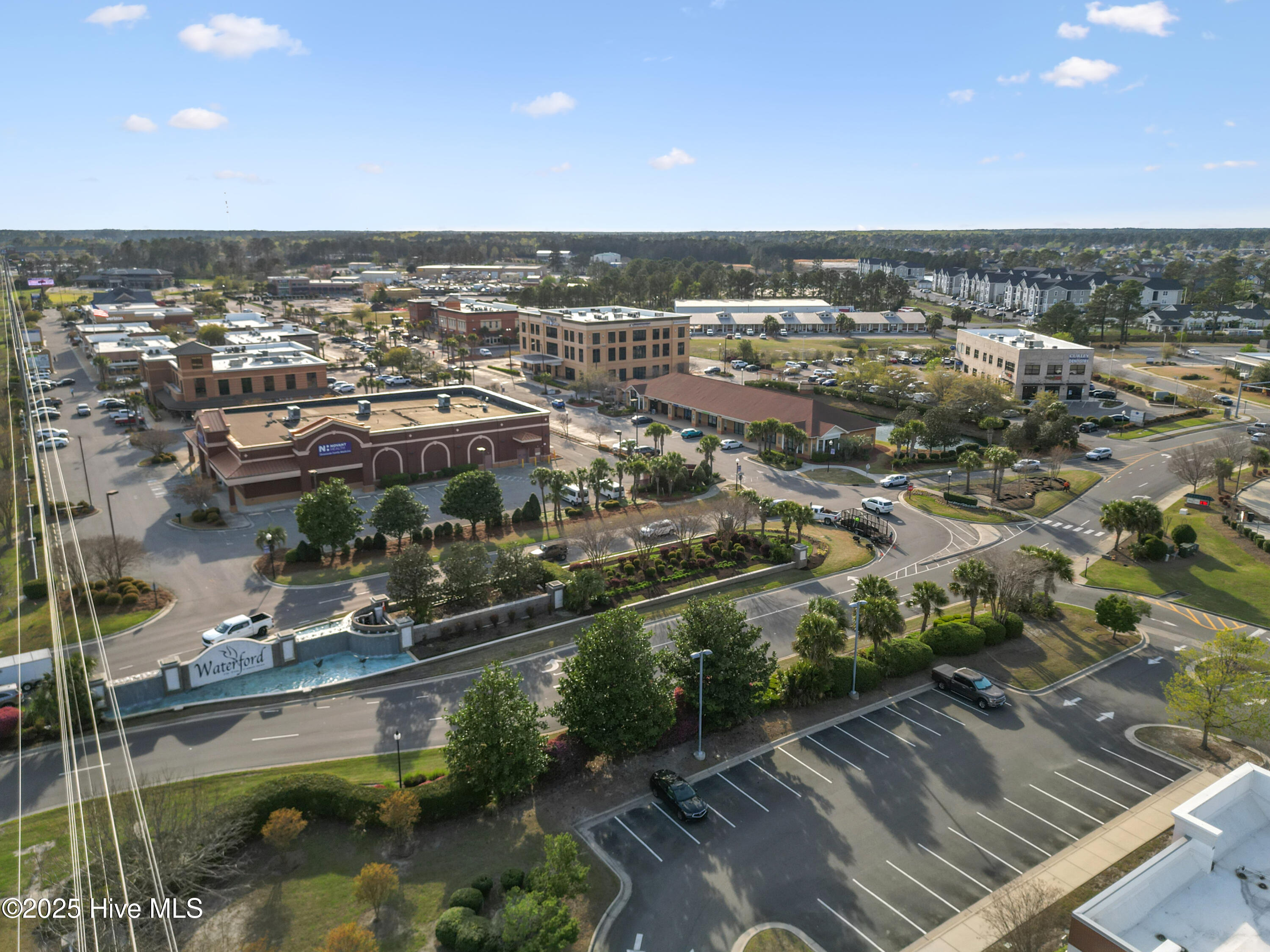 100529120 | Photo 20