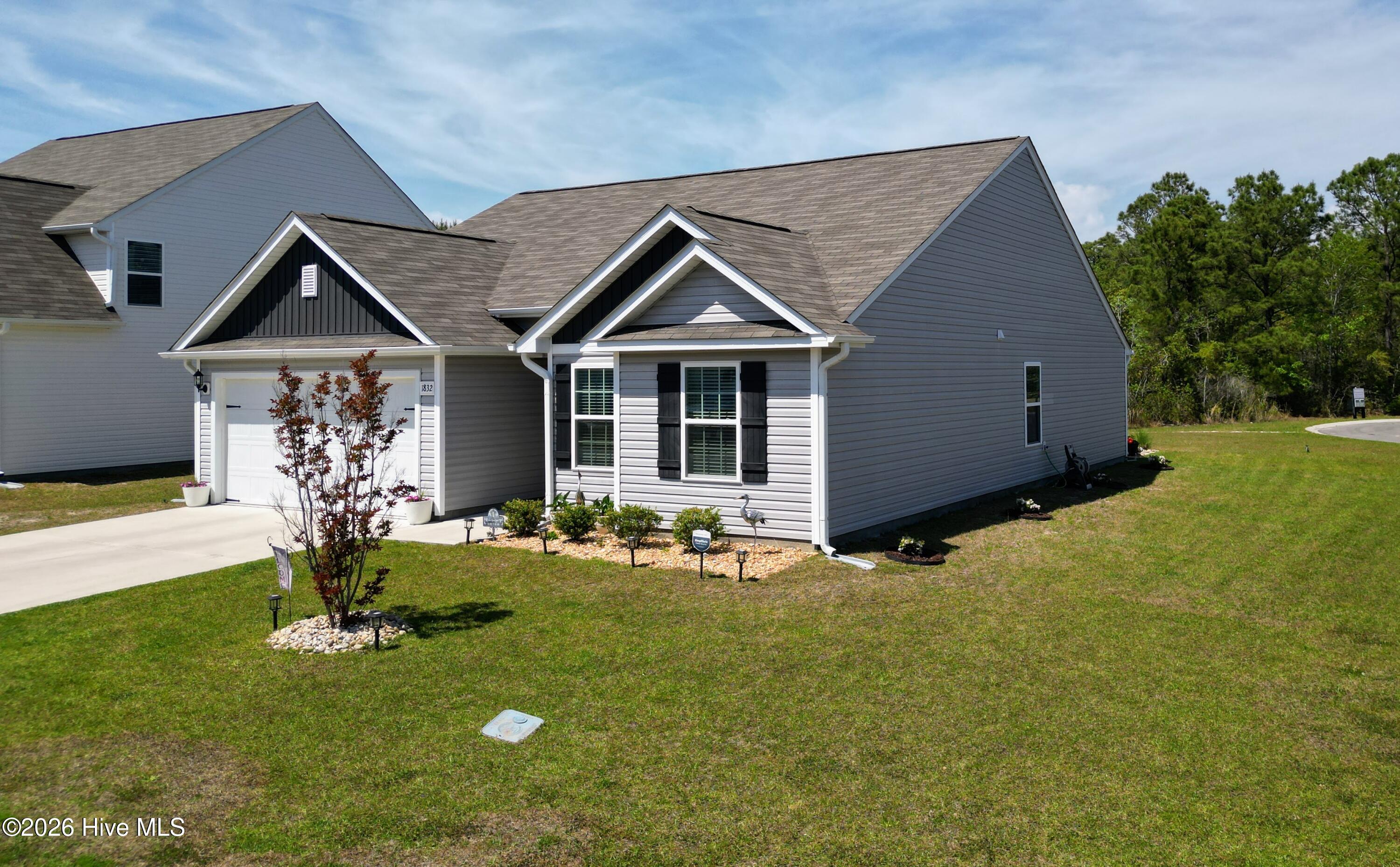 100568159 | Photo 21