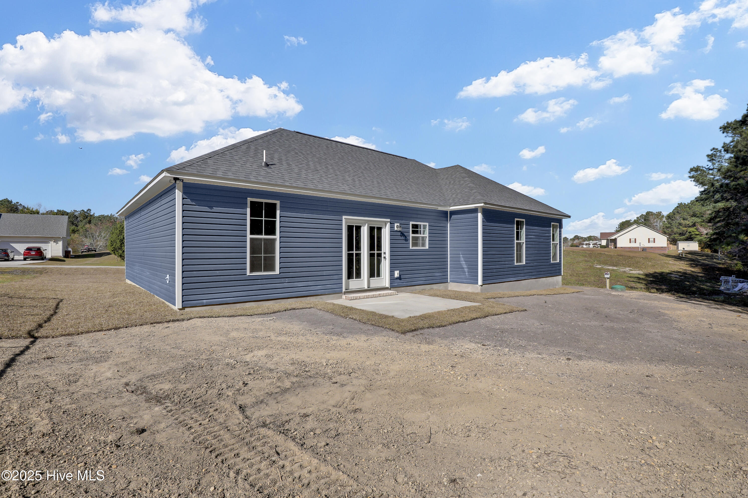 100542406 | Photo 33