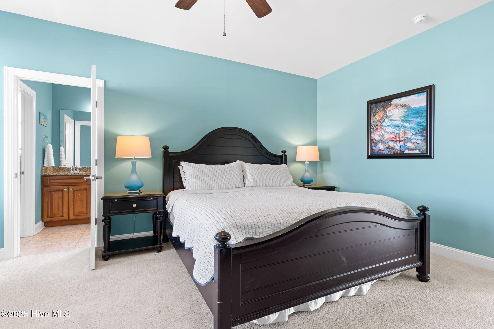 100542576 | Photo 32