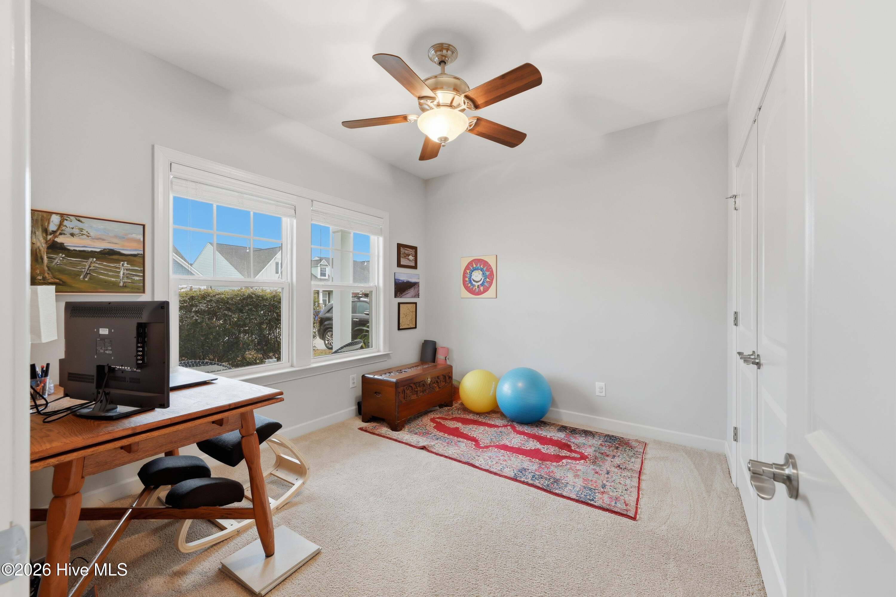 100557965 | Photo 23