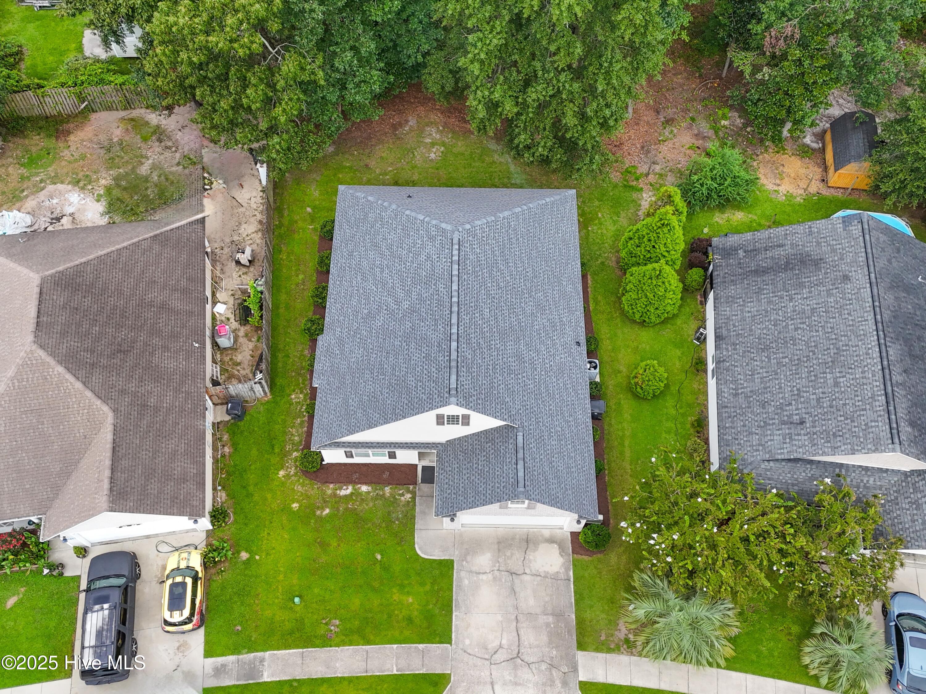 100527568 | Photo 34