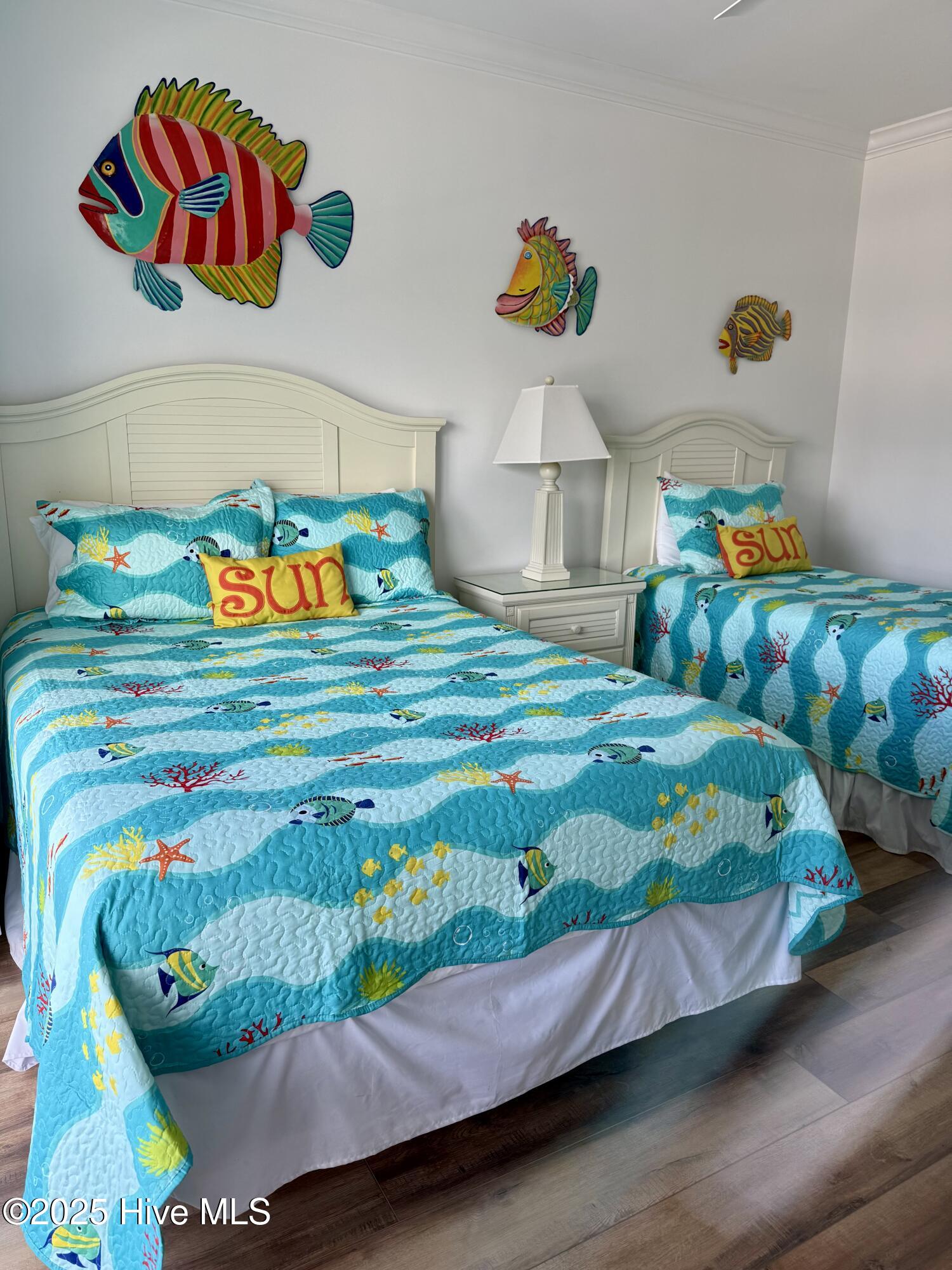 100513895 | Photo 61