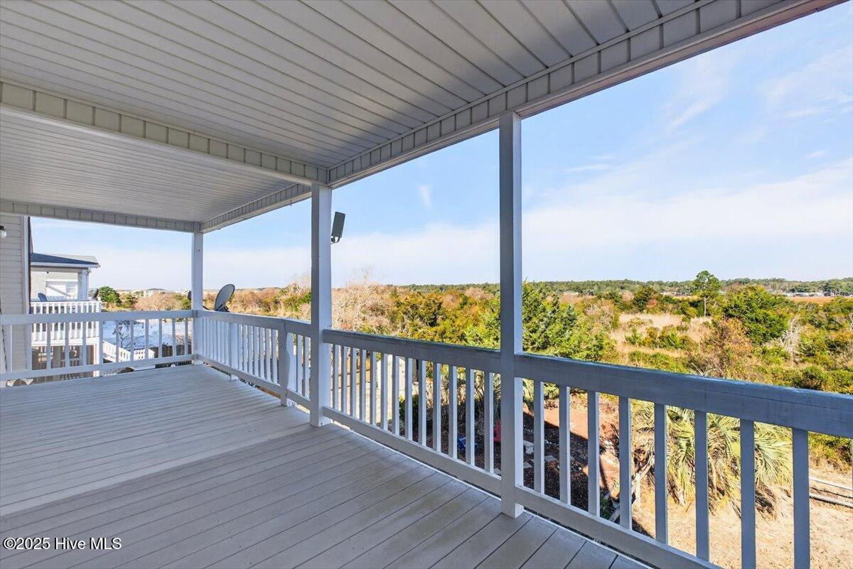 100531909 | Photo 32