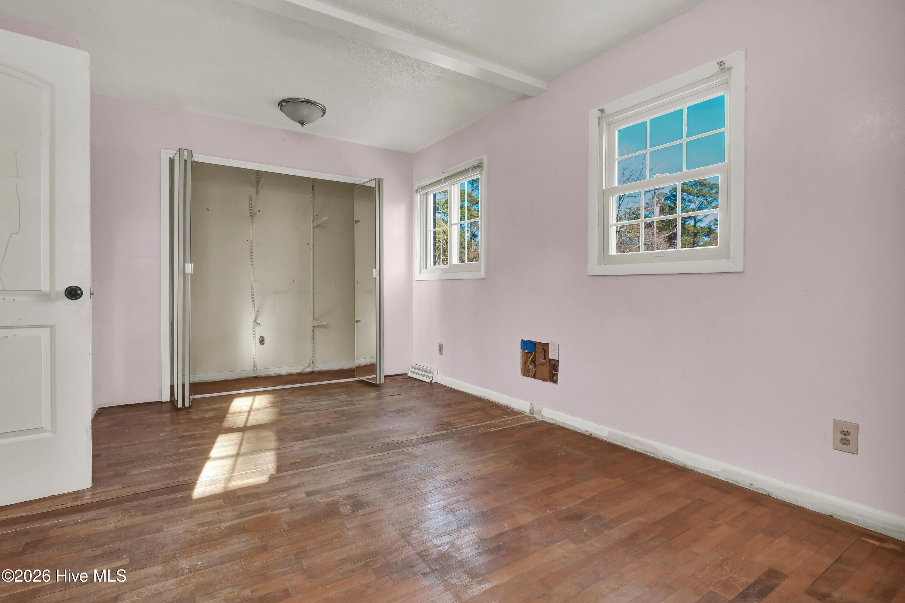 100552717 | Photo 12