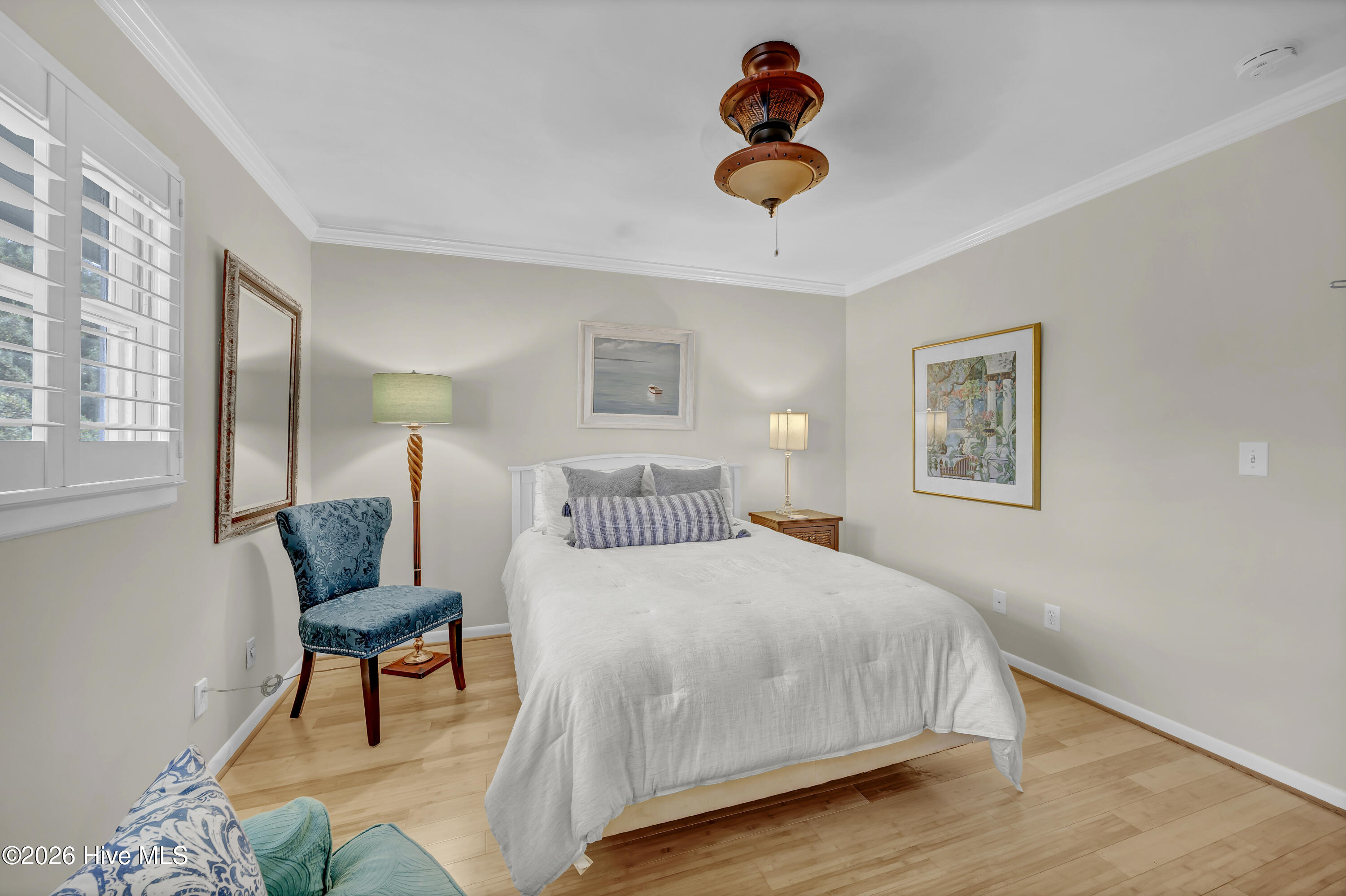 100567252 | Photo 23