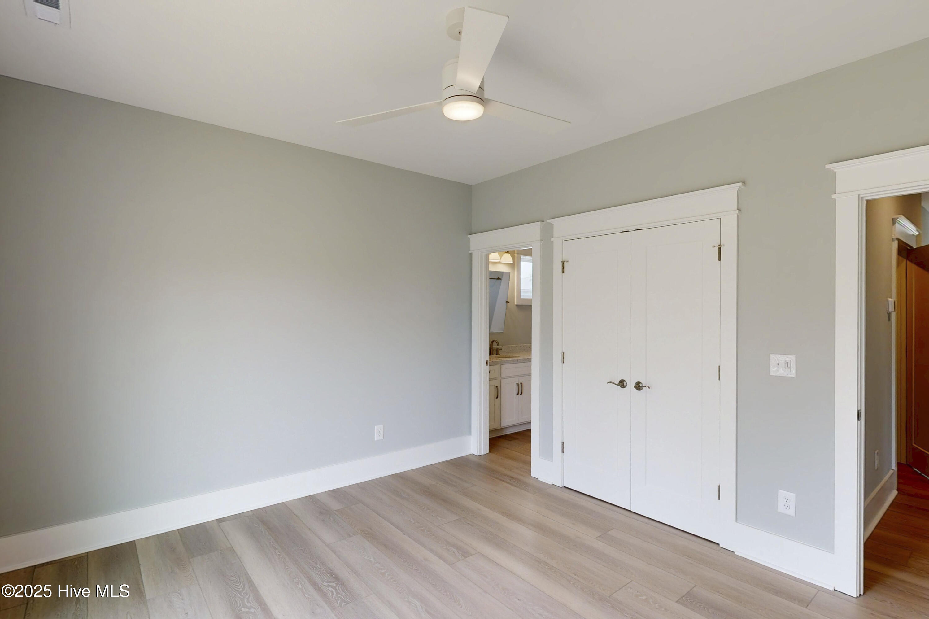 100529326 | Photo 31