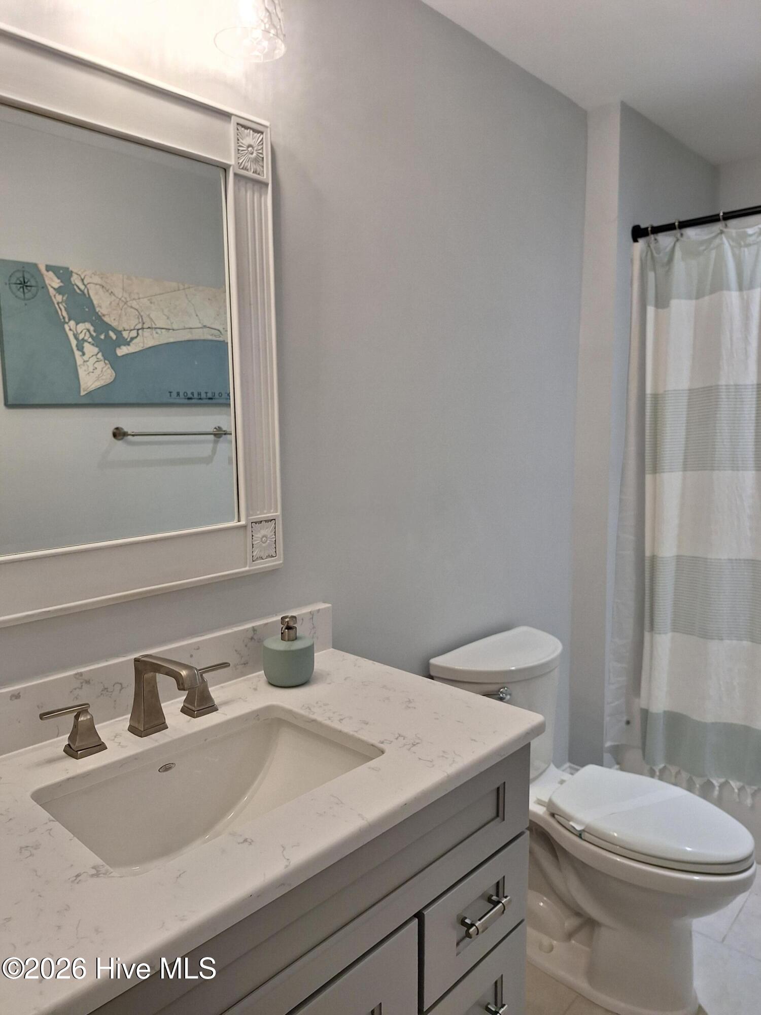 100565037 | Photo 13