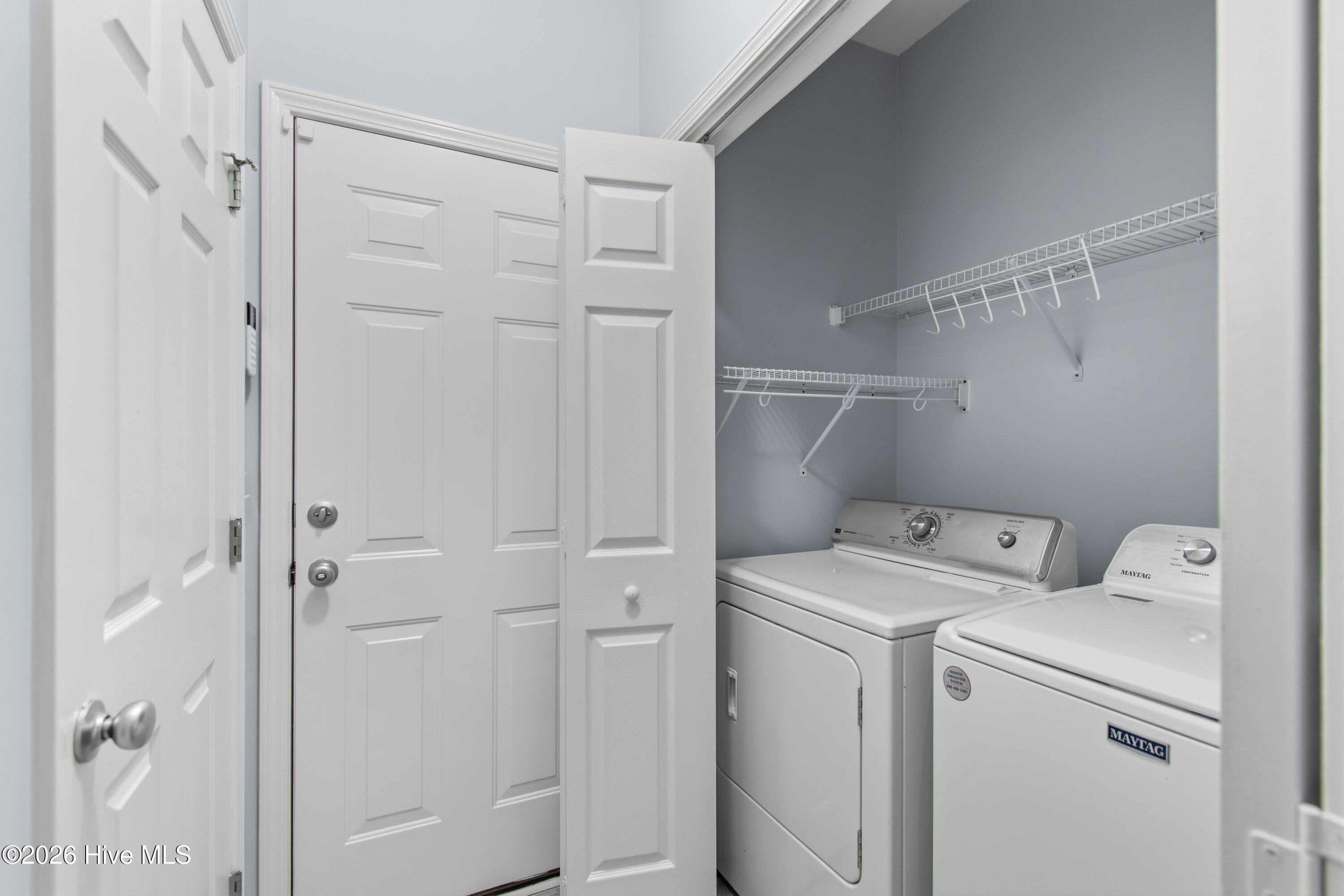 100555748 | Photo 45