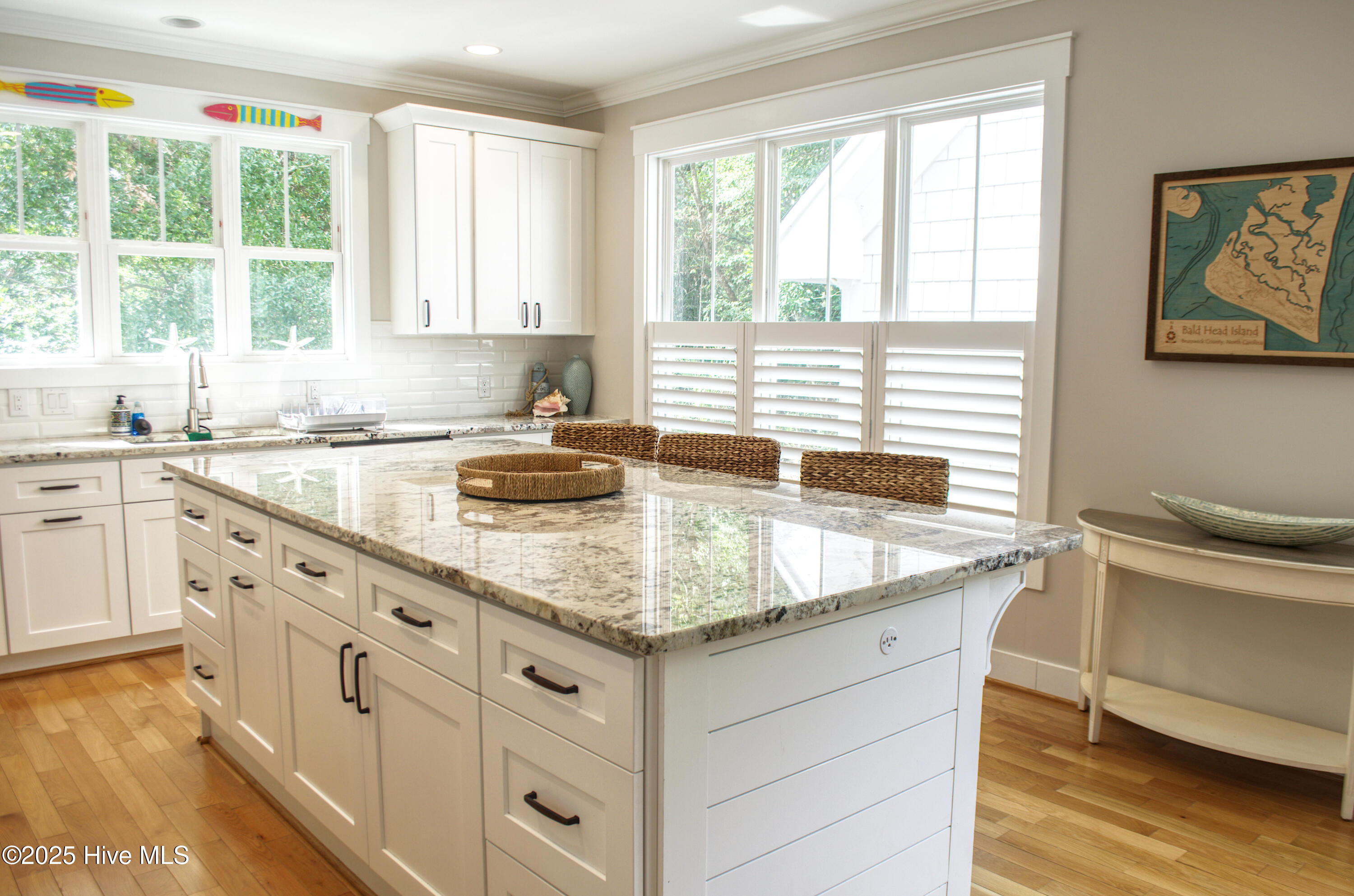 100526777 | Photo 20