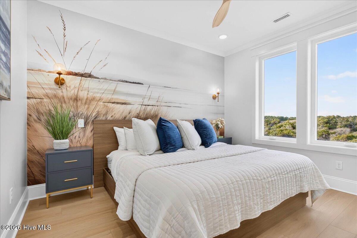 100543299 | Photo 47