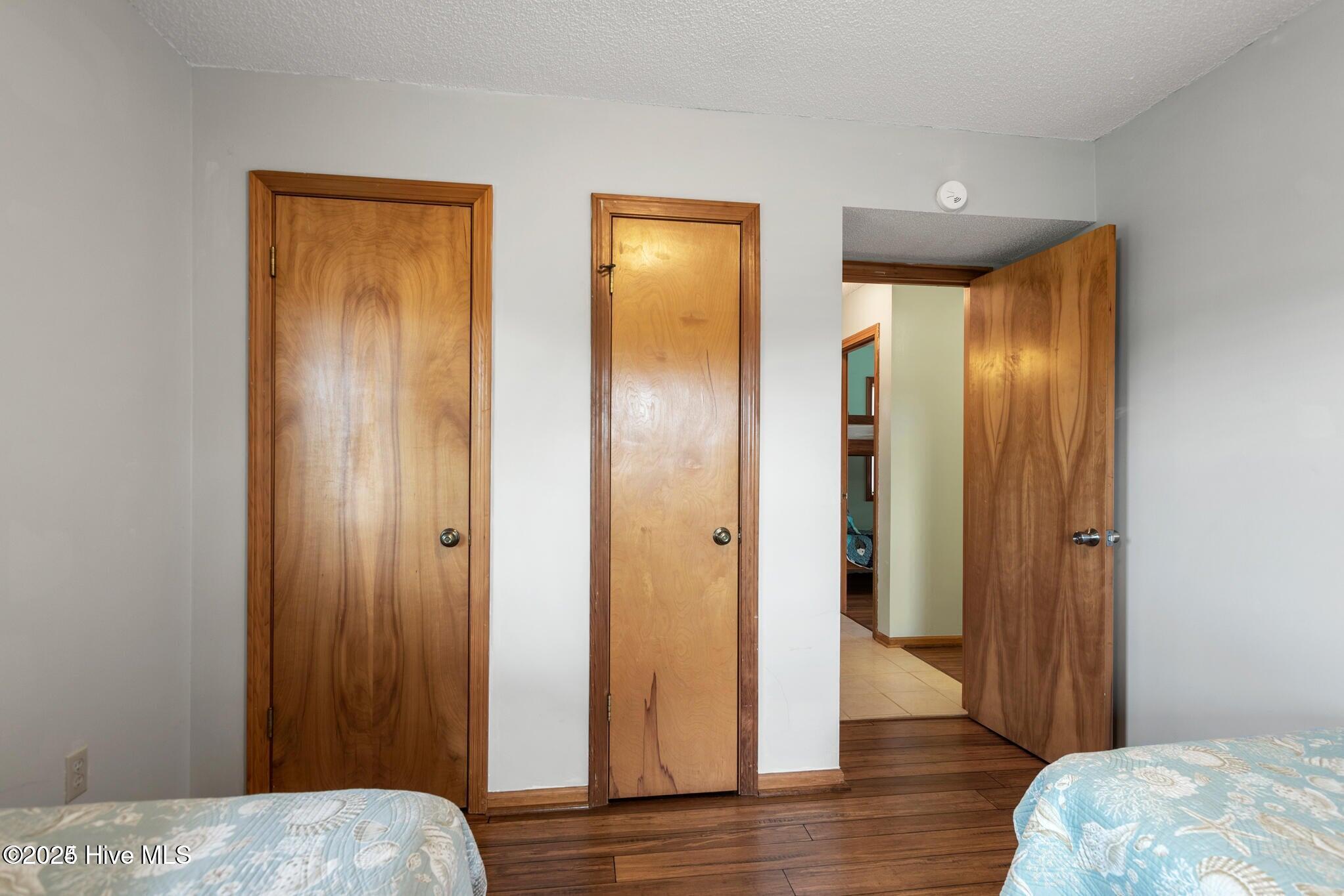 Closet Bedroom 1