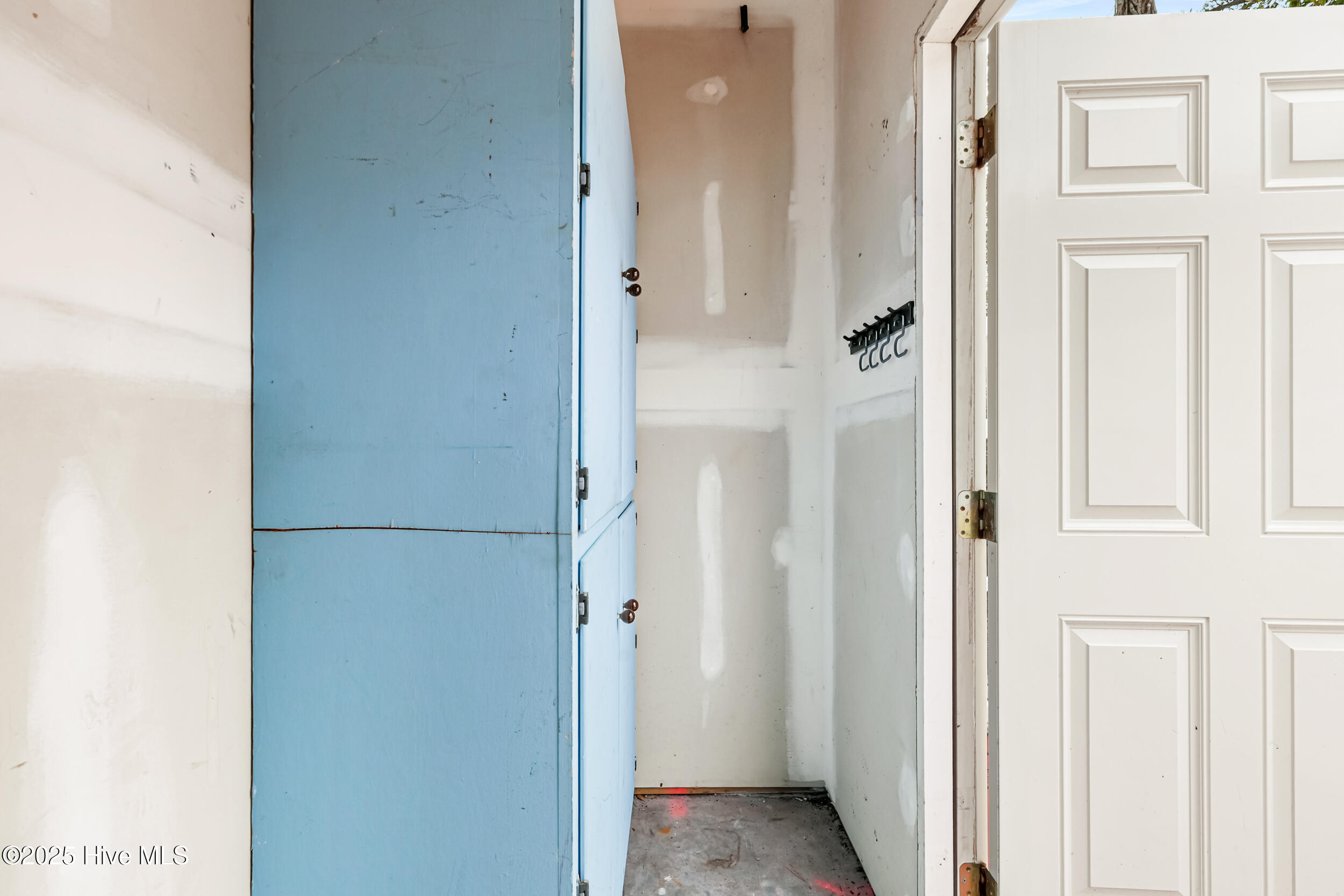 100544291 | Photo 25