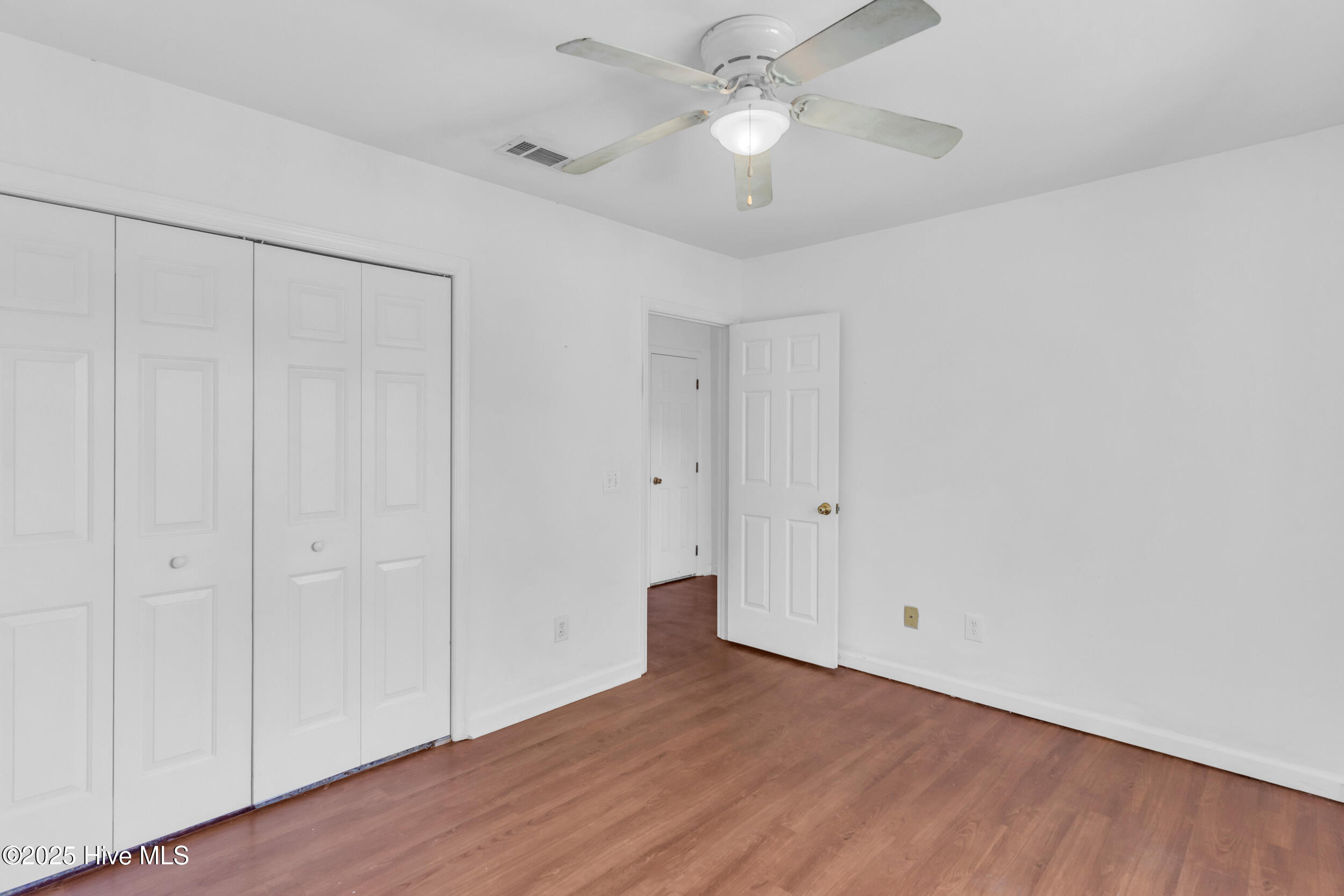 4804 College Road S, Wilmington, NC 28412 – photo 15: Downstairs Bedroom