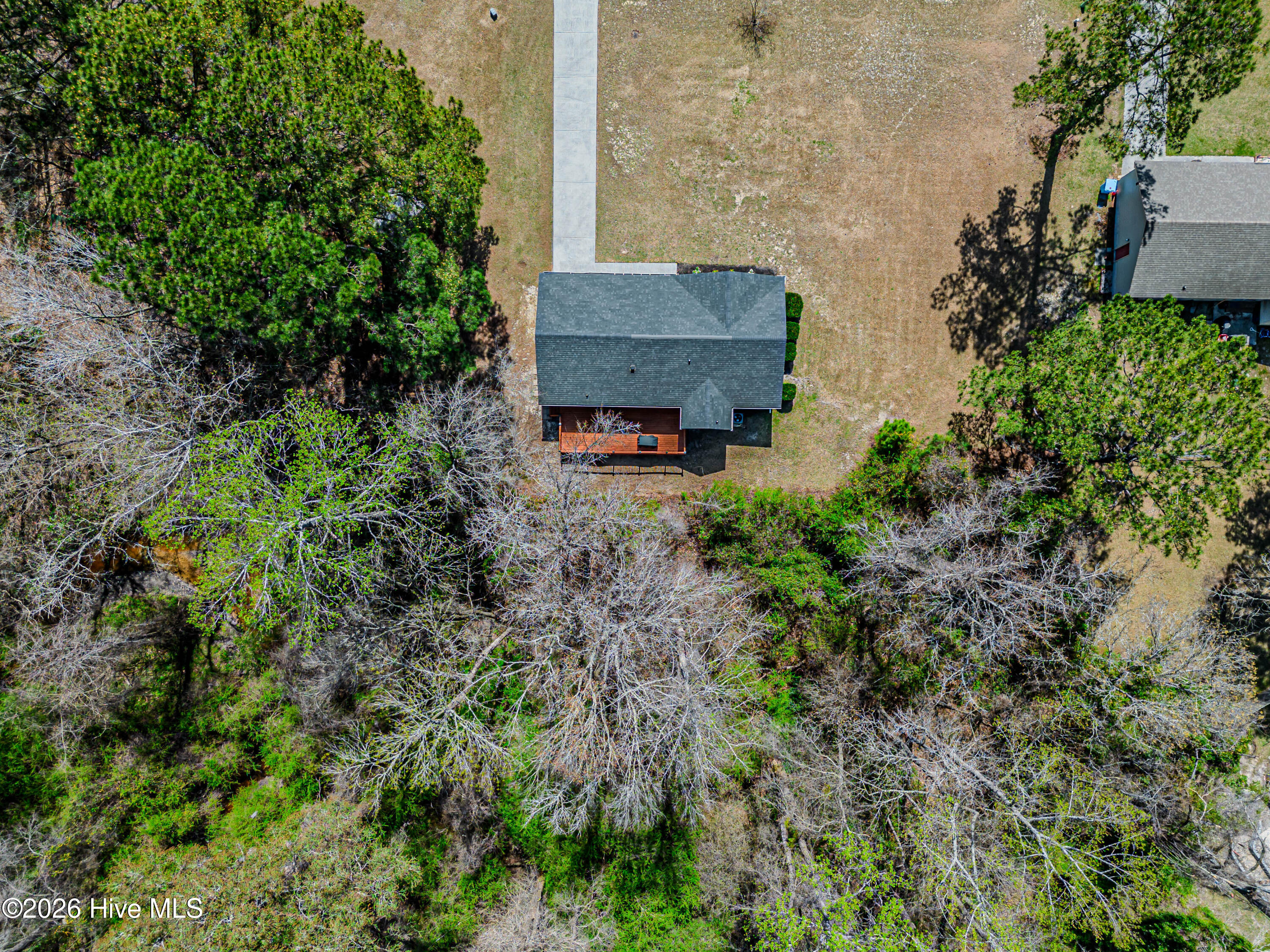 100564633 | Photo 71